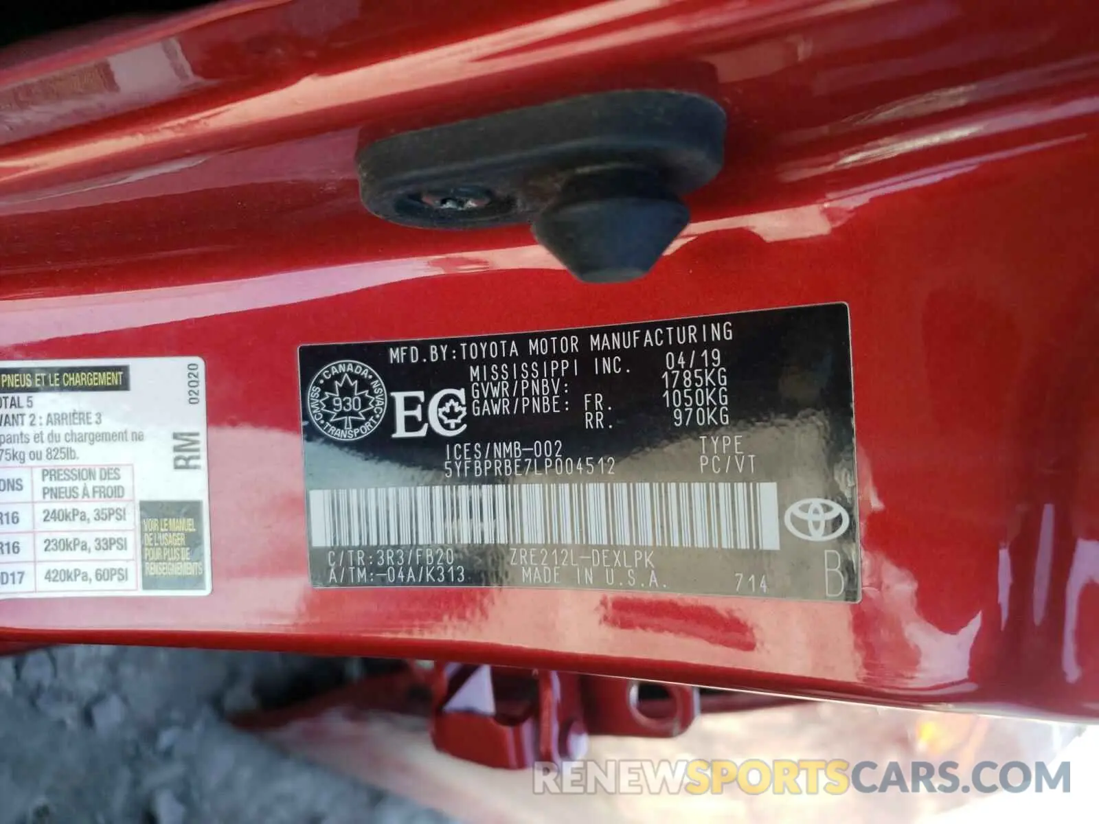 10 Photograph of a damaged car 5YFBPRBE7LP004512 TOYOTA COROLLA 2020