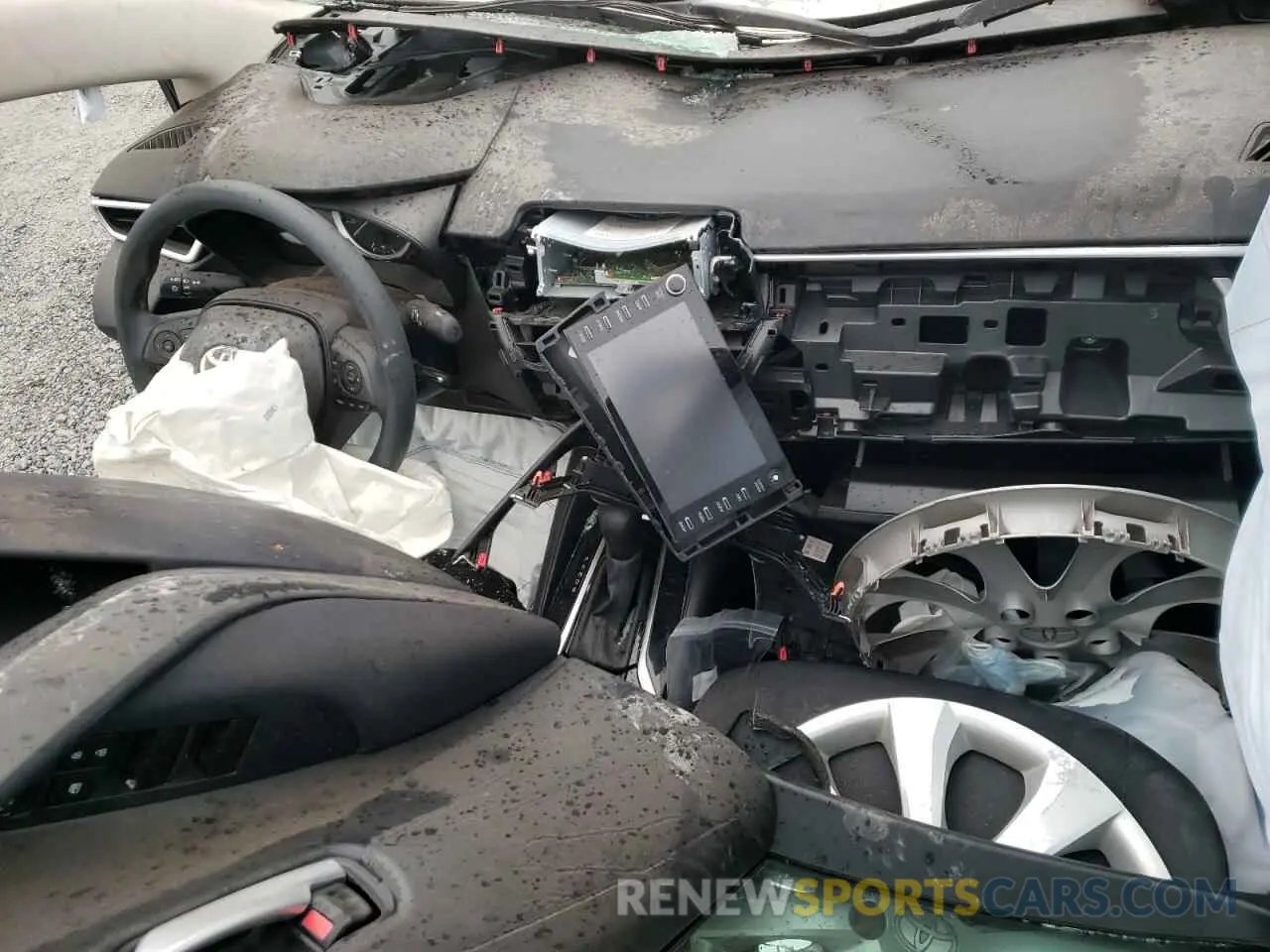 8 Photograph of a damaged car 5YFBPRBE8LP116249 TOYOTA COROLLA 2020