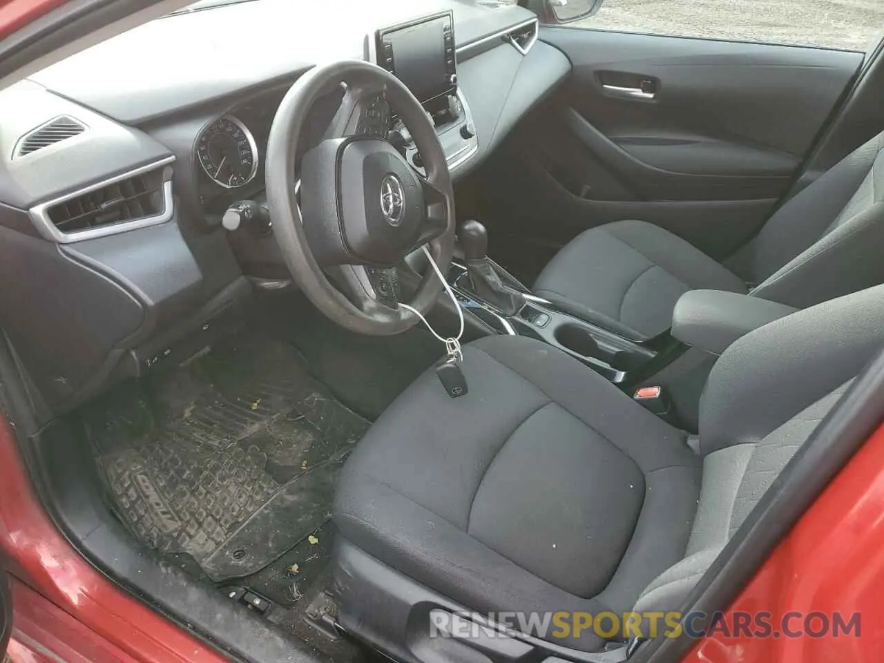 7 Photograph of a damaged car 5YFBPRBEXLP013611 TOYOTA COROLLA 2020
