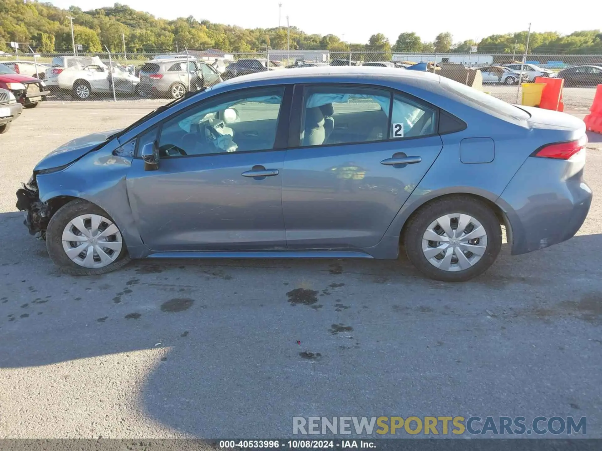14 Photograph of a damaged car 5YFDPRAE0LP066988 TOYOTA COROLLA 2020