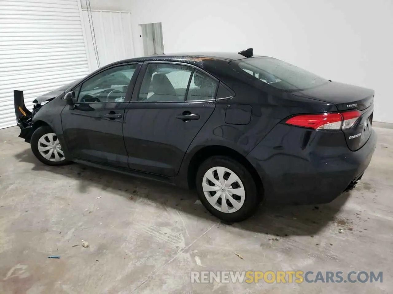 2 Photograph of a damaged car 5YFDPRAE1LP070404 TOYOTA COROLLA 2020