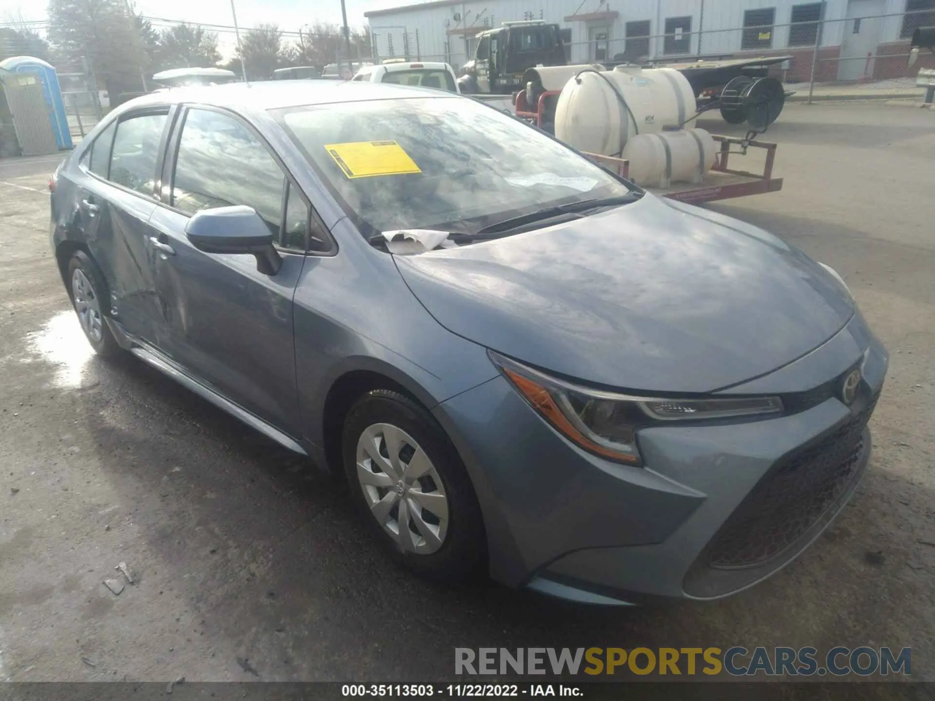 1 Photograph of a damaged car 5YFDPRAE2LP074588 TOYOTA COROLLA 2020