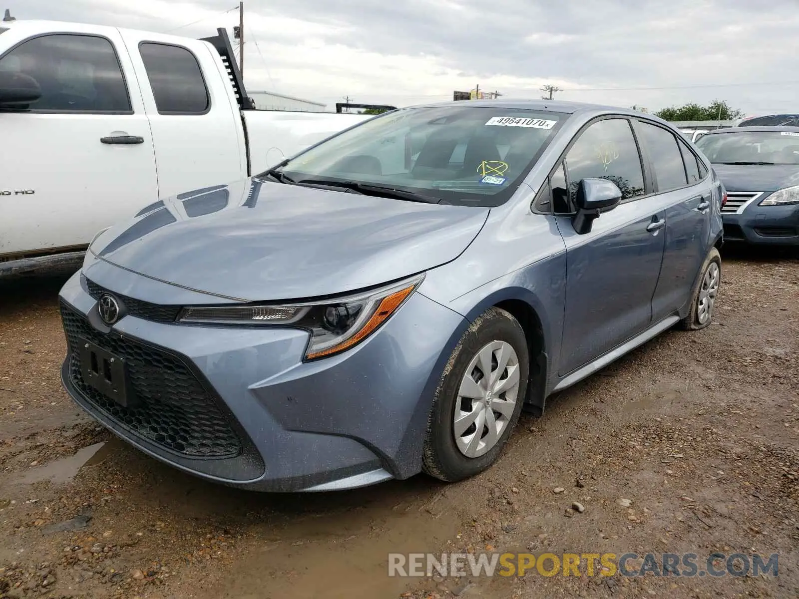 2 Photograph of a damaged car 5YFDPRAE3LP002752 TOYOTA COROLLA 2020