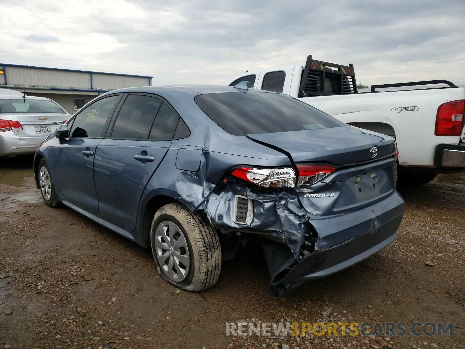 3 Photograph of a damaged car 5YFDPRAE3LP002752 TOYOTA COROLLA 2020