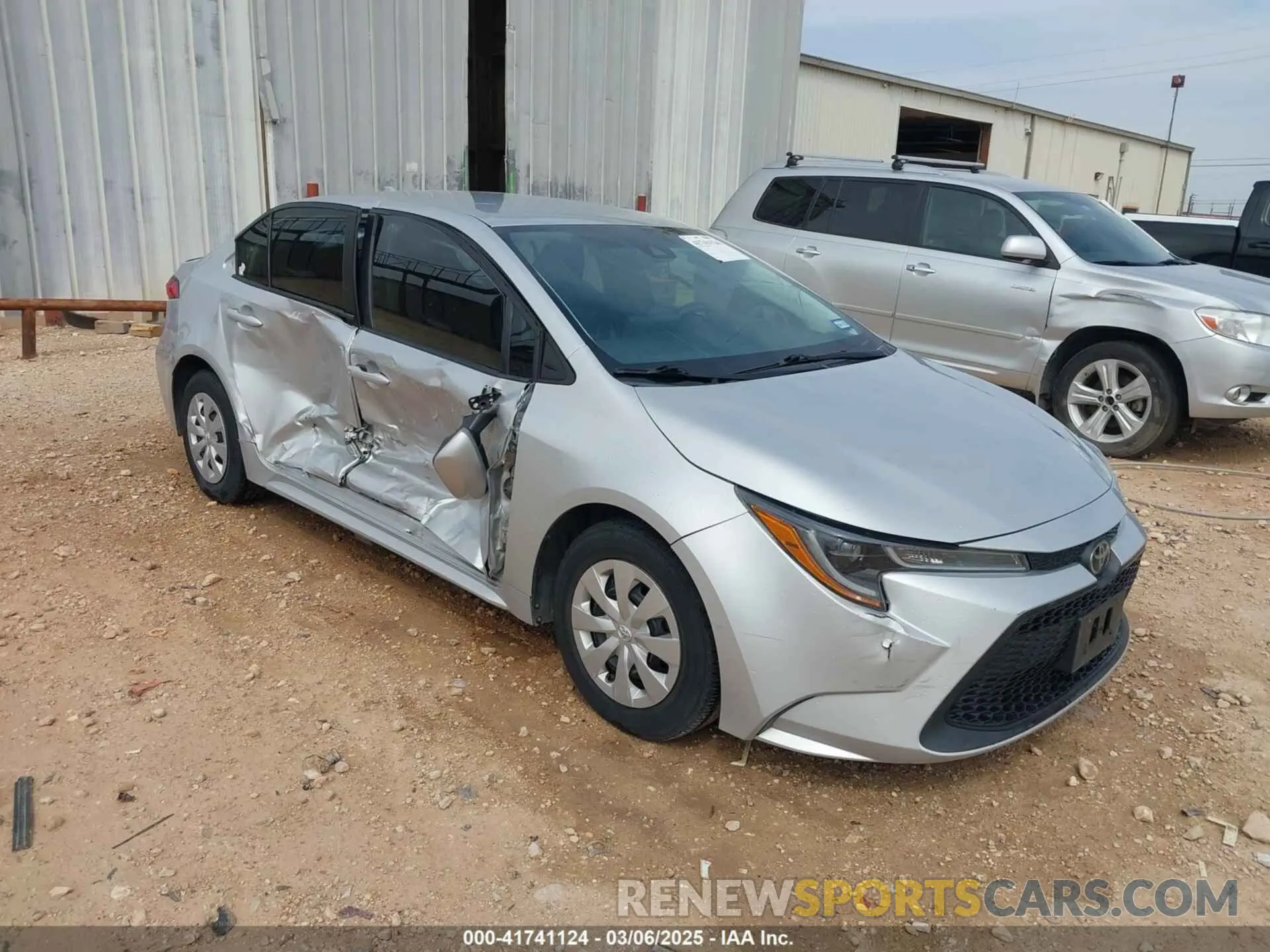 1 Photograph of a damaged car 5YFDPRAE3LP004632 TOYOTA COROLLA 2020