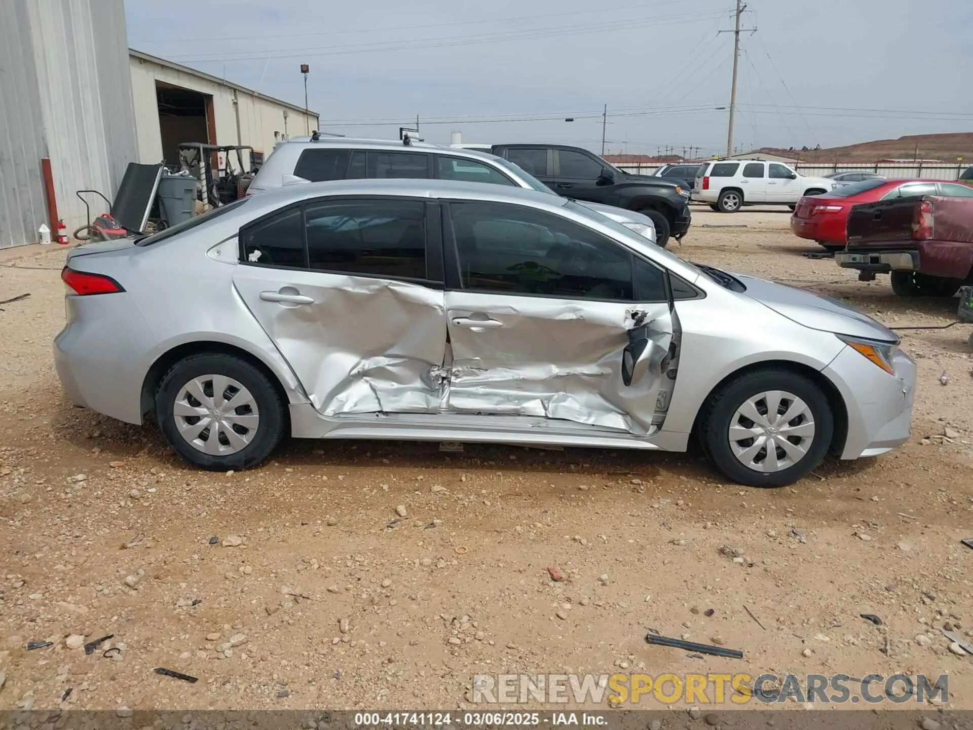 13 Photograph of a damaged car 5YFDPRAE3LP004632 TOYOTA COROLLA 2020