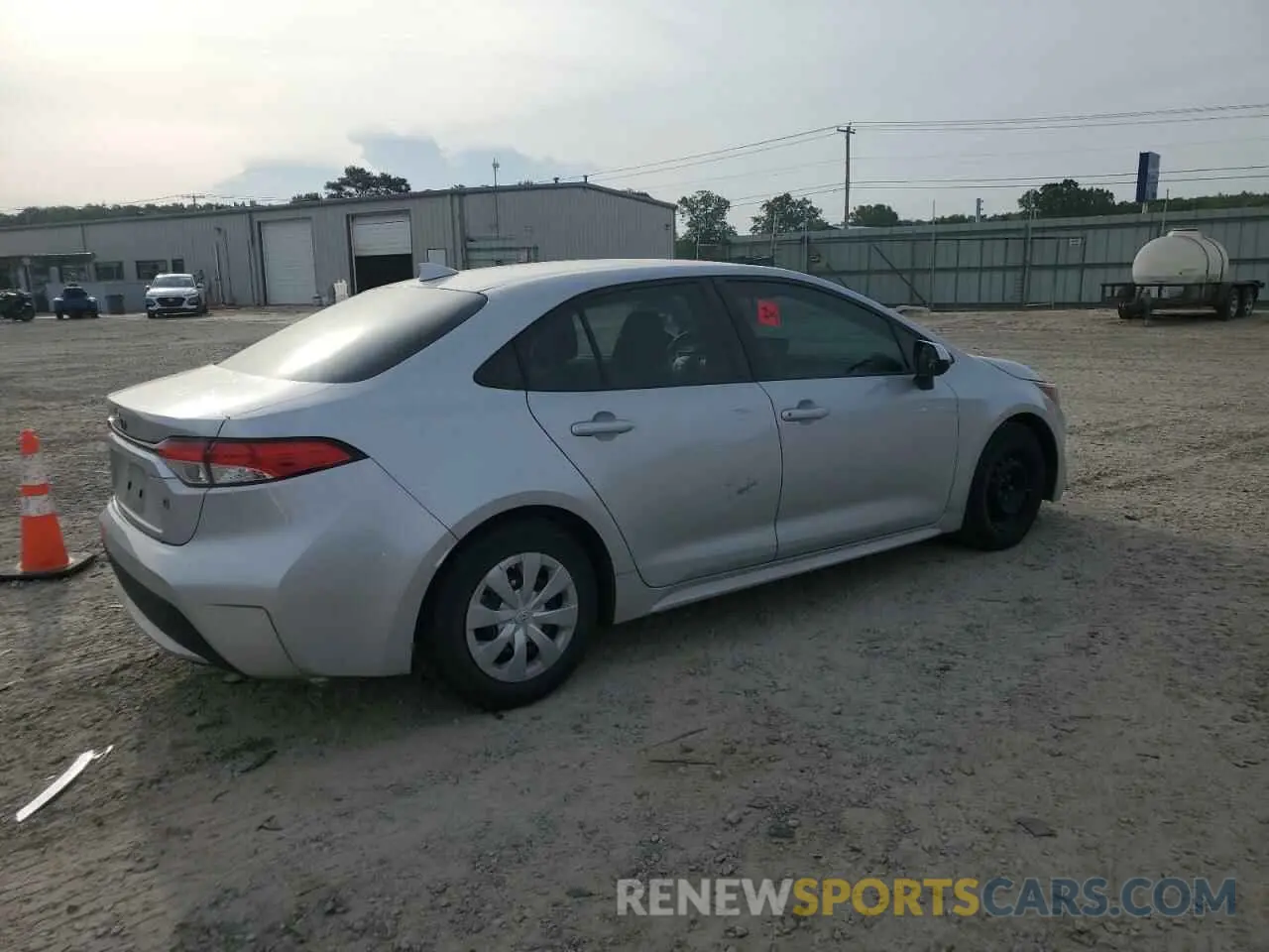 3 Photograph of a damaged car 5YFDPRAE4LP137660 TOYOTA COROLLA 2020