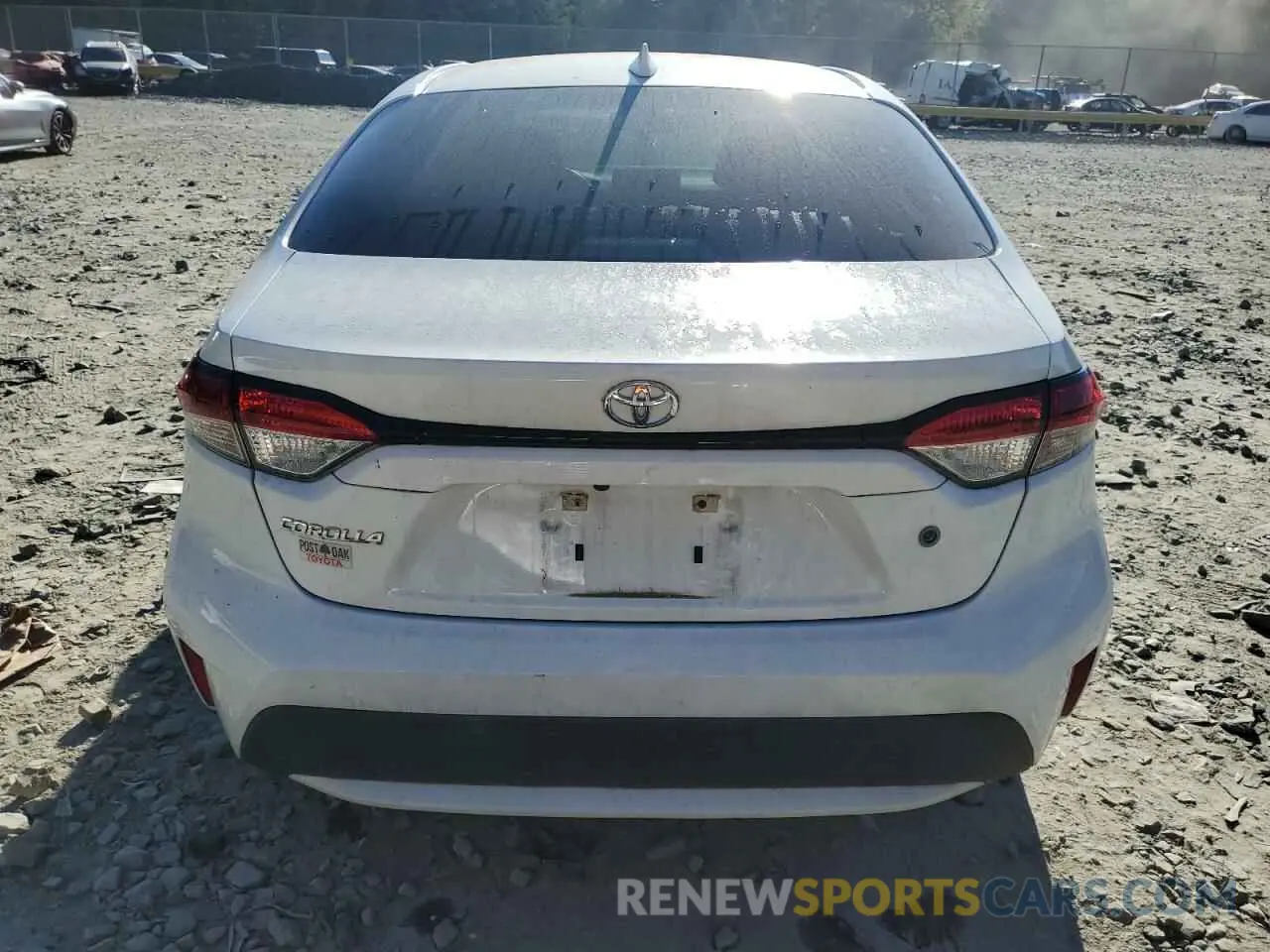 6 Photograph of a damaged car 5YFDPRAE5LP132208 TOYOTA COROLLA 2020