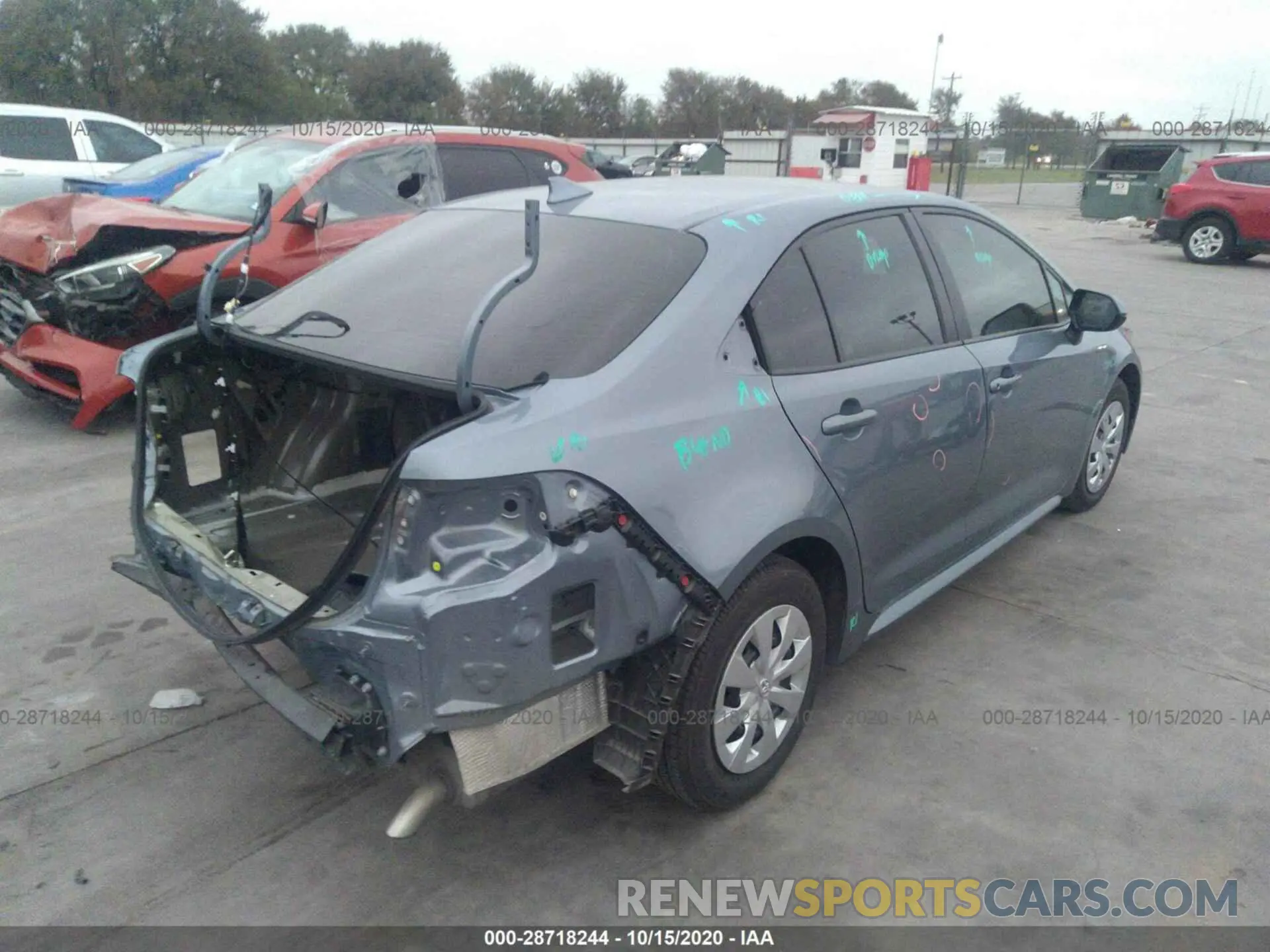 4 Photograph of a damaged car 5YFDPRAE7LP001684 TOYOTA COROLLA 2020