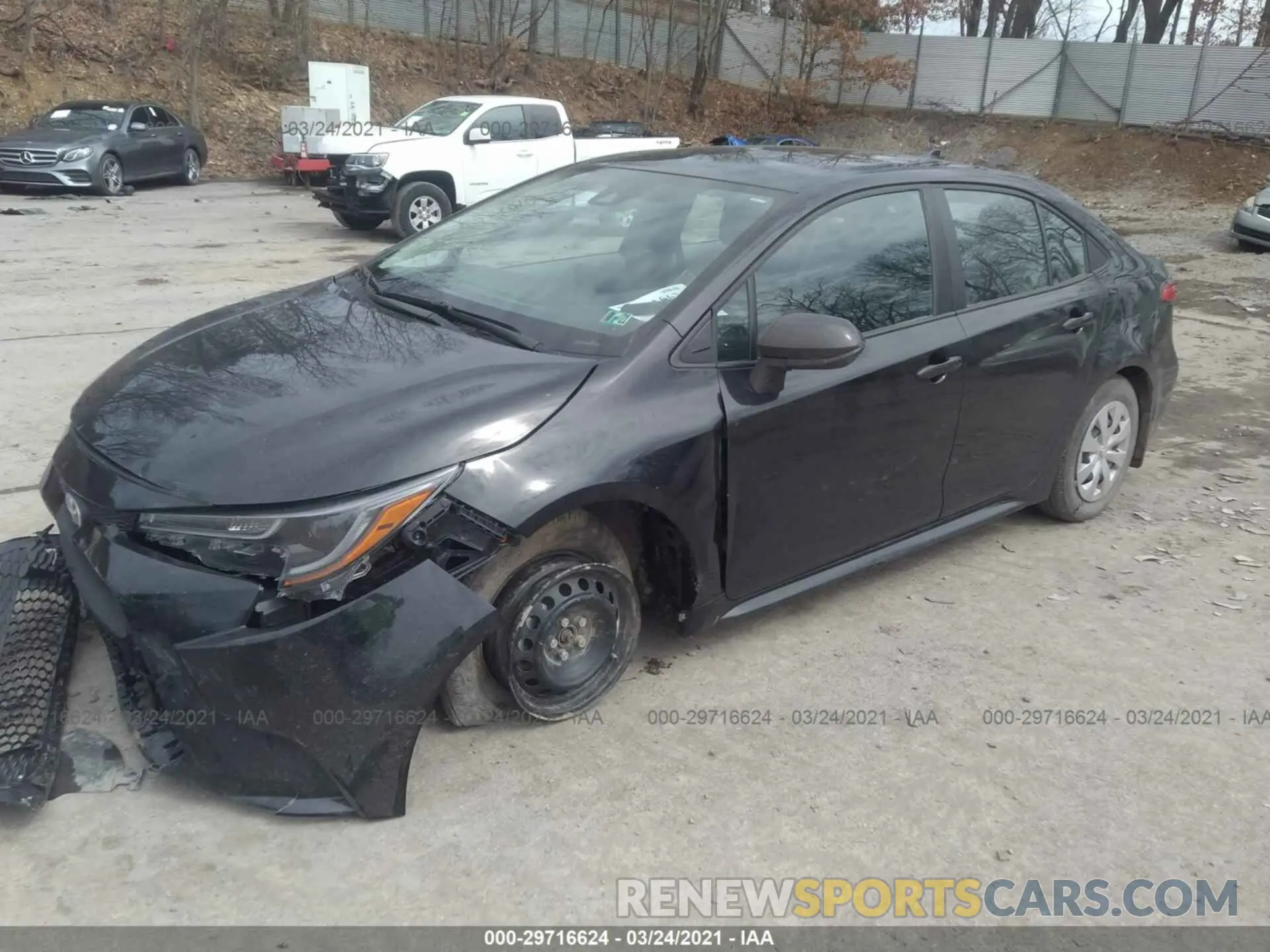 2 Photograph of a damaged car 5YFDPRAE7LP052506 TOYOTA COROLLA 2020
