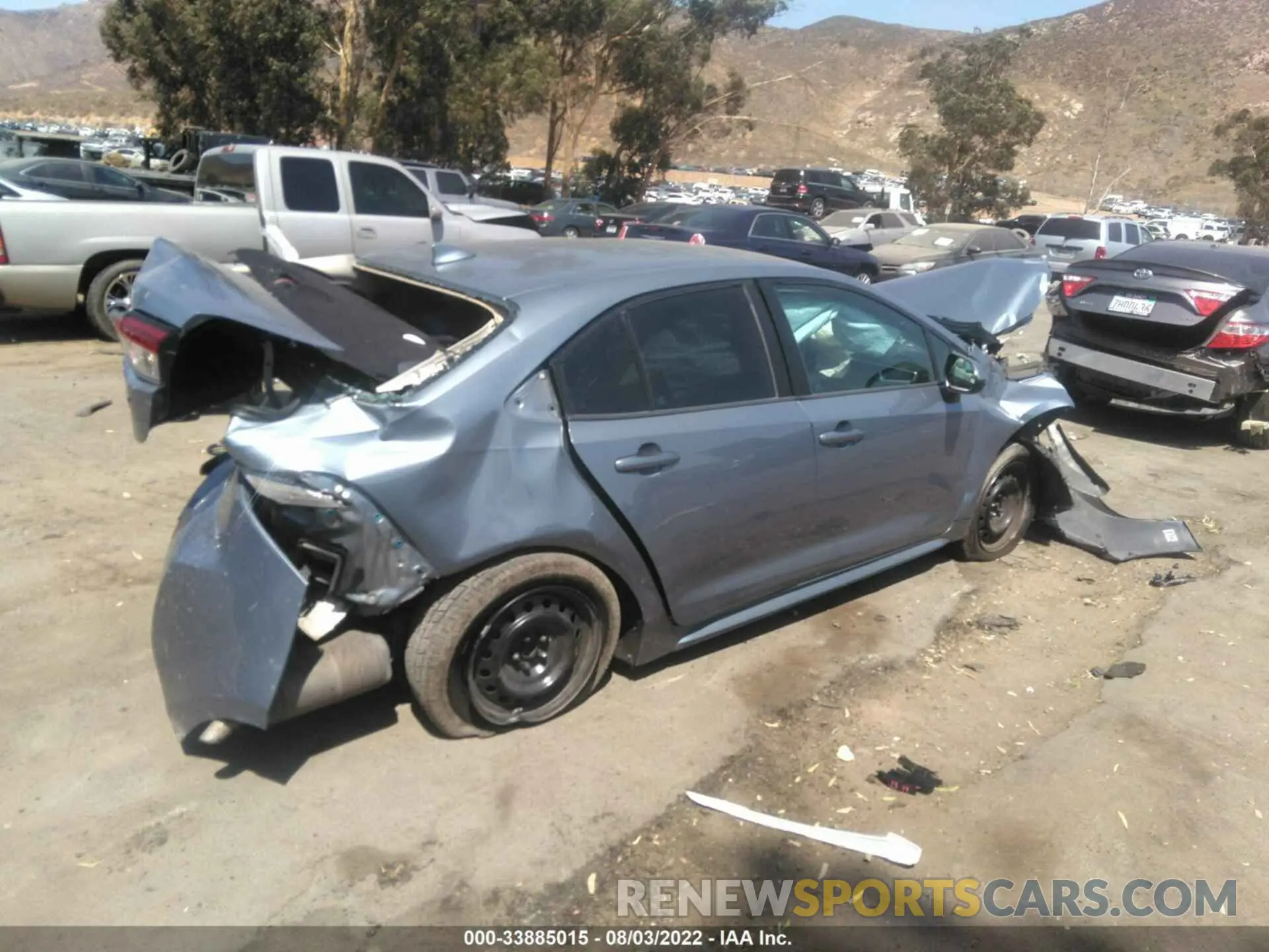4 Photograph of a damaged car 5YFEPRAE0LP016483 TOYOTA COROLLA 2020