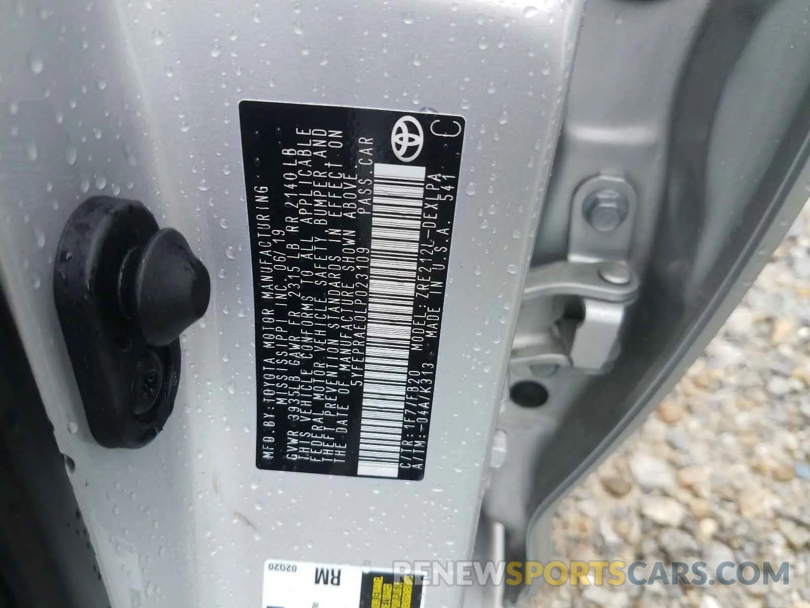 10 Photograph of a damaged car 5YFEPRAE0LP023109 TOYOTA COROLLA 2020