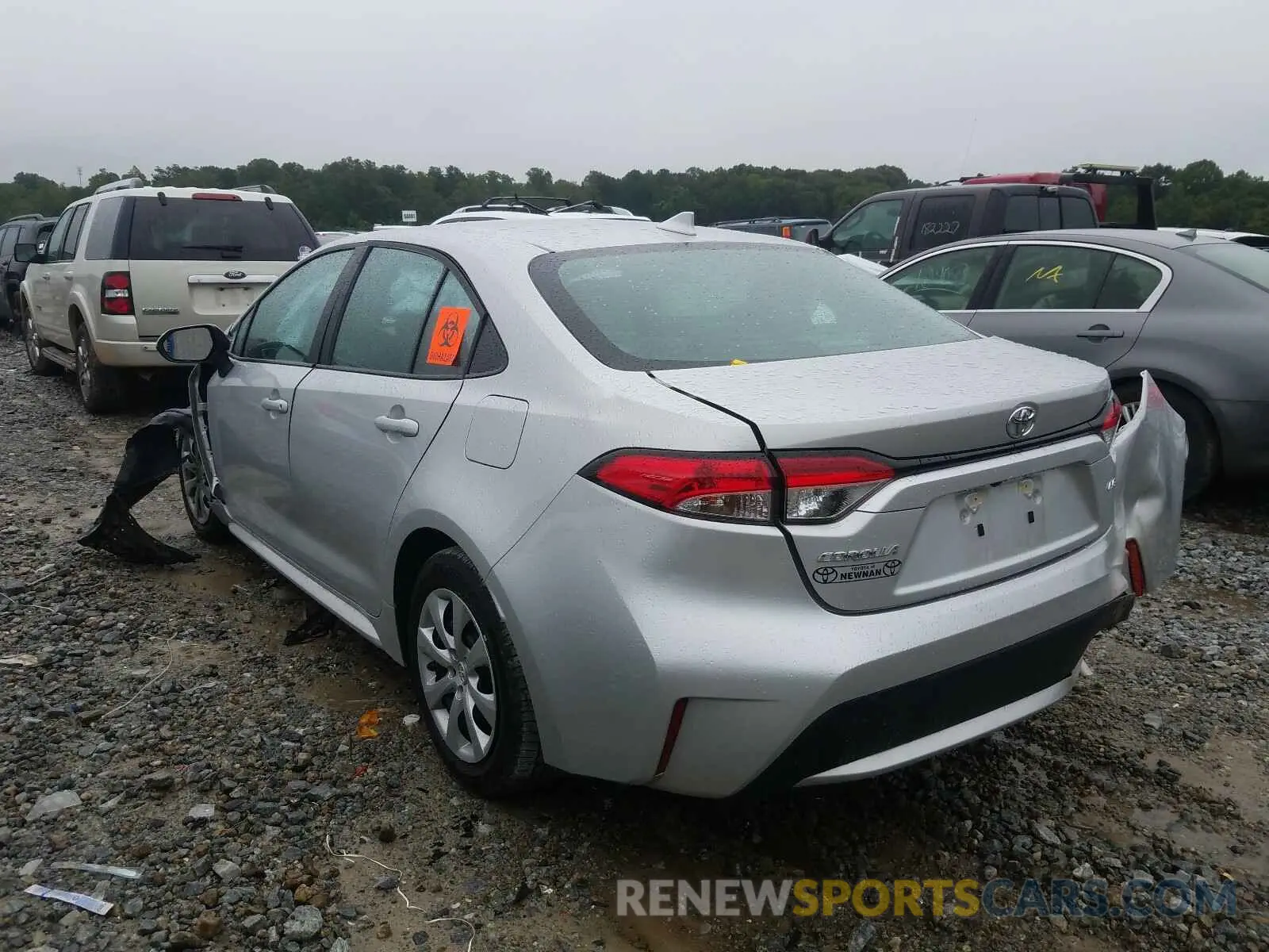 3 Photograph of a damaged car 5YFEPRAE0LP023109 TOYOTA COROLLA 2020