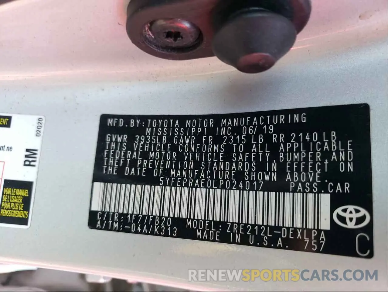 10 Photograph of a damaged car 5YFEPRAE0LP024017 TOYOTA COROLLA 2020