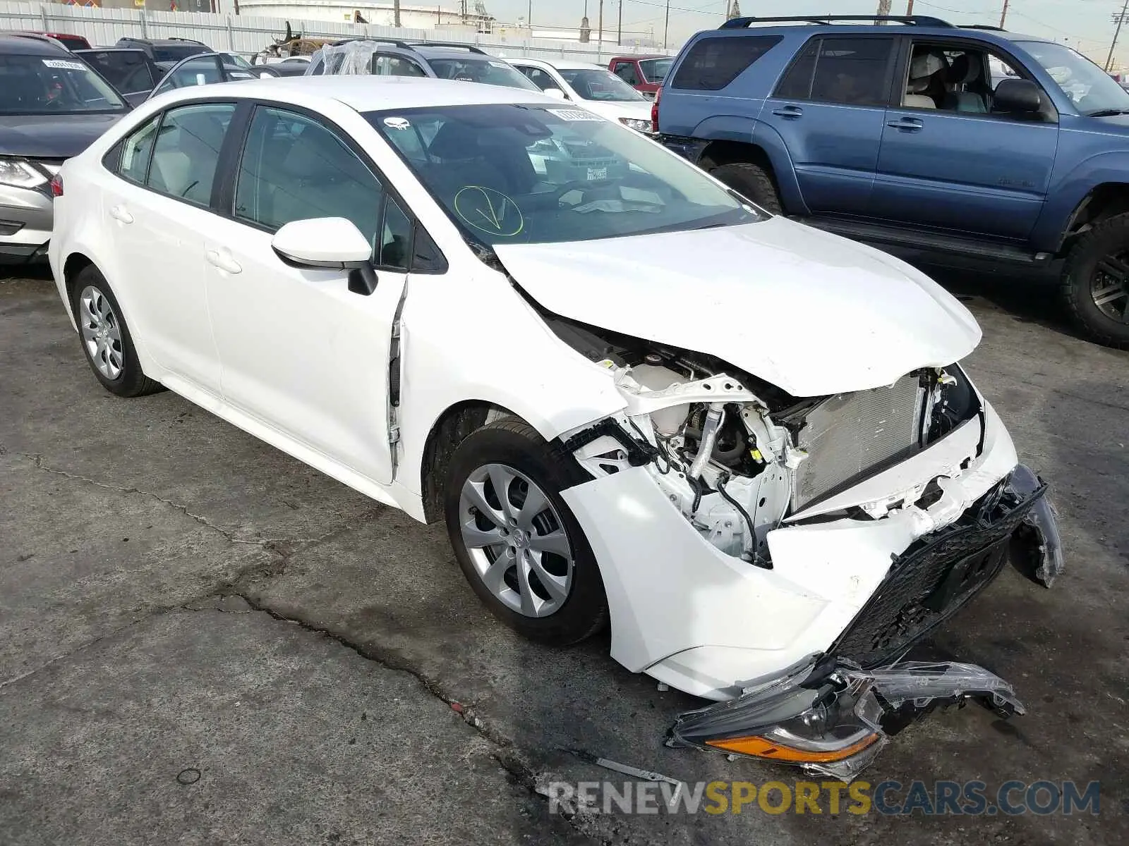 1 Photograph of a damaged car 5YFEPRAE0LP027080 TOYOTA COROLLA 2020