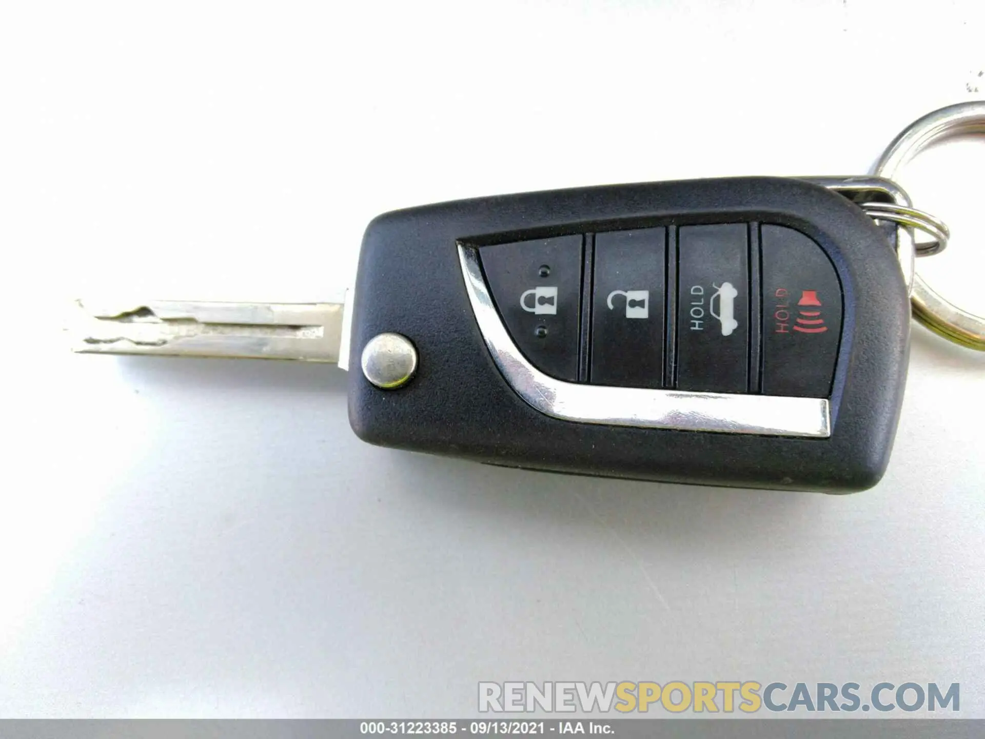 11 Фотография поврежденного автомобиля 5YFEPRAE0LP027581 TOYOTA COROLLA 2020