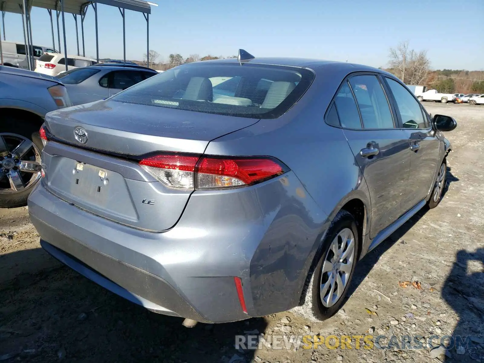 4 Photograph of a damaged car 5YFEPRAE0LP028374 TOYOTA COROLLA 2020