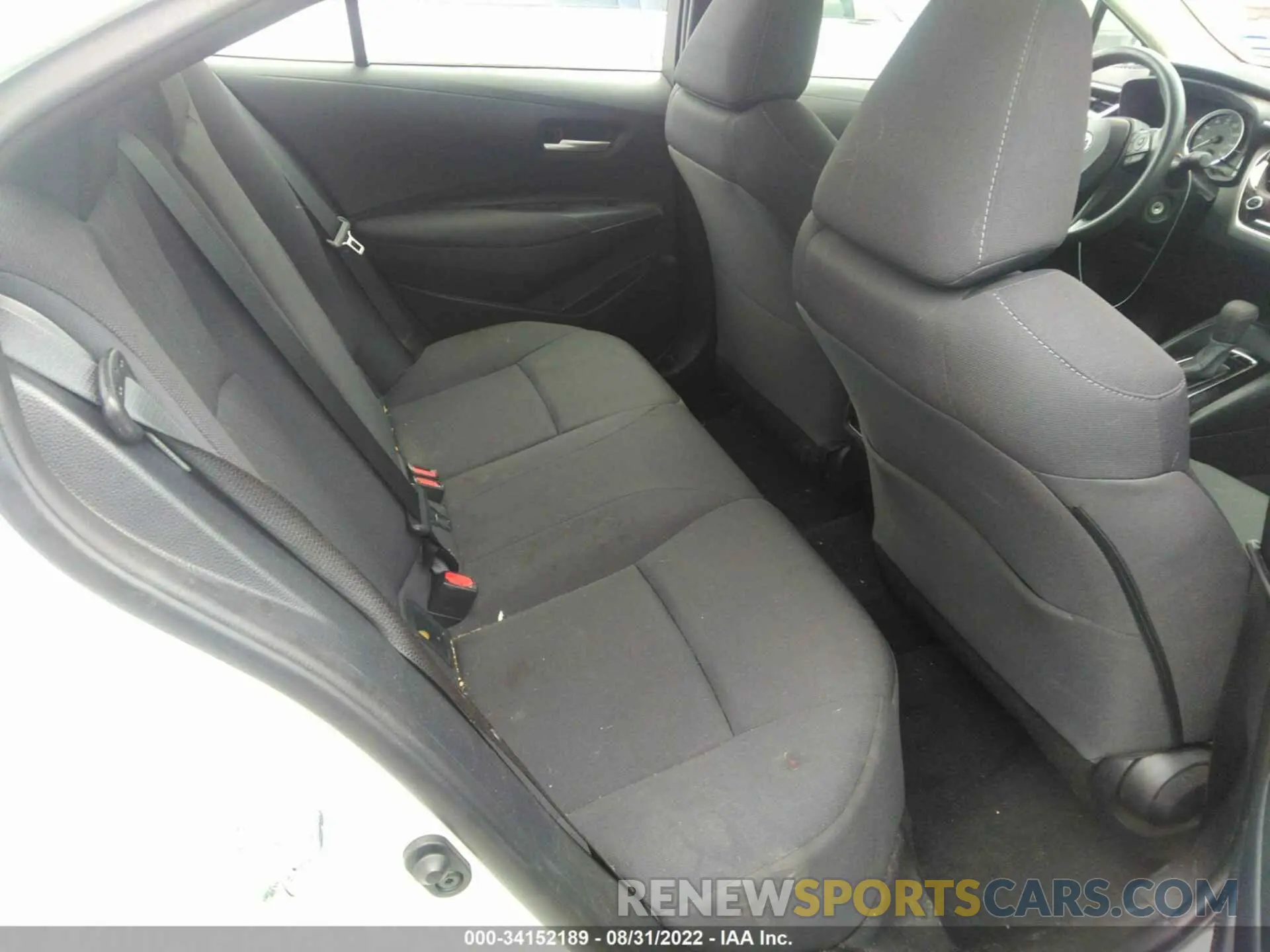 8 Photograph of a damaged car 5YFEPRAE0LP037012 TOYOTA COROLLA 2020