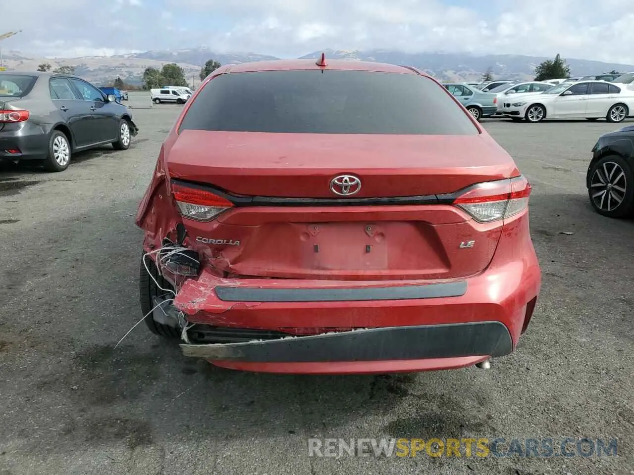 6 Photograph of a damaged car 5YFEPRAE0LP037852 TOYOTA COROLLA 2020