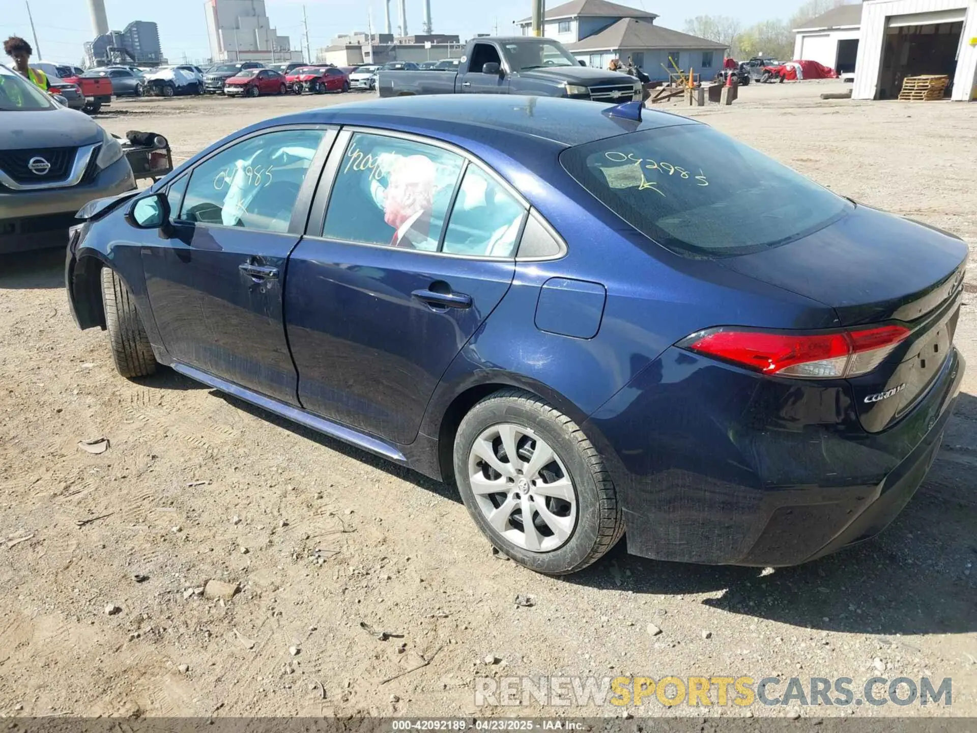 3 Photograph of a damaged car 5YFEPRAE0LP042985 TOYOTA COROLLA 2020