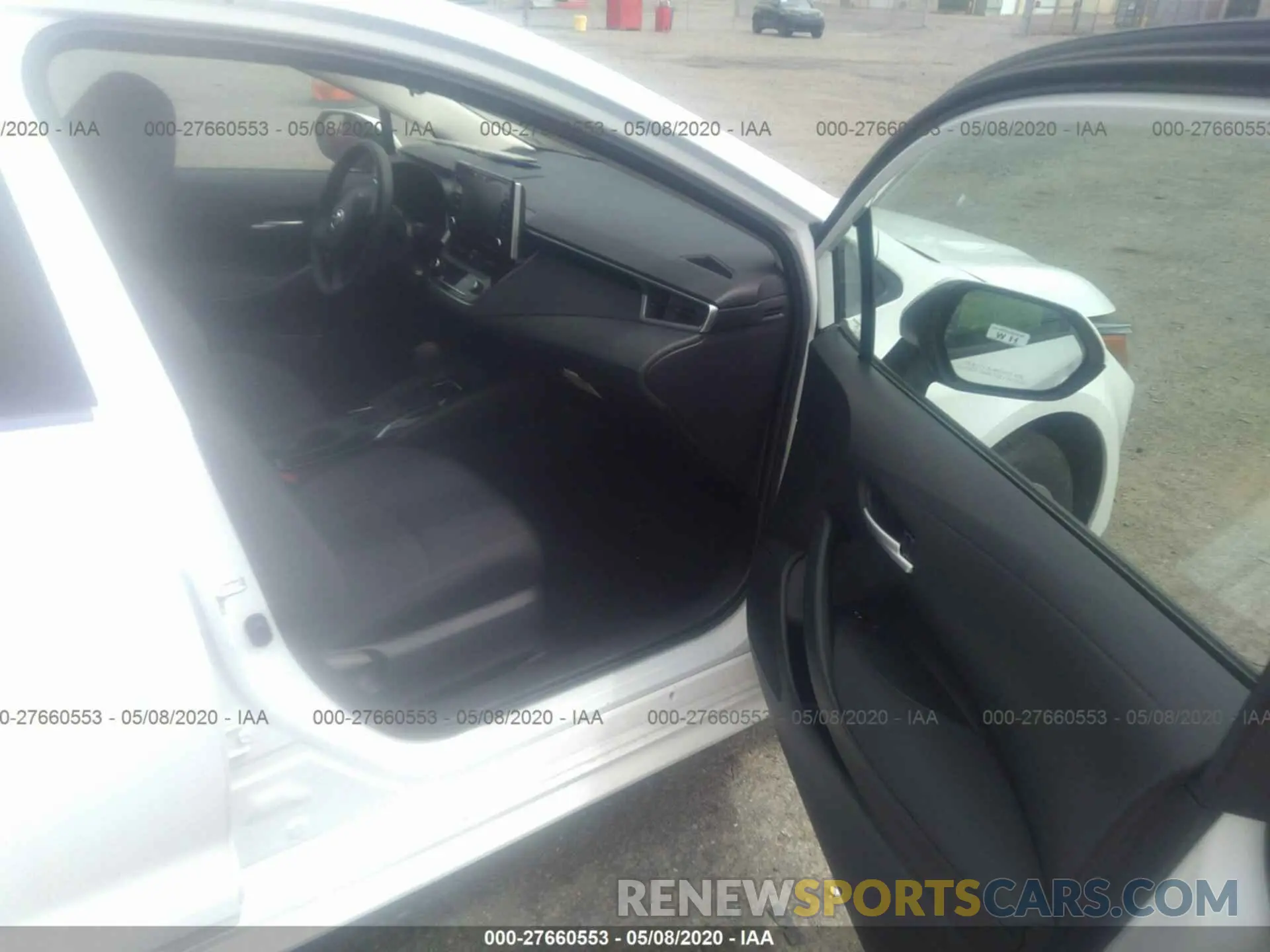 5 Photograph of a damaged car 5YFEPRAE0LP048592 TOYOTA COROLLA 2020