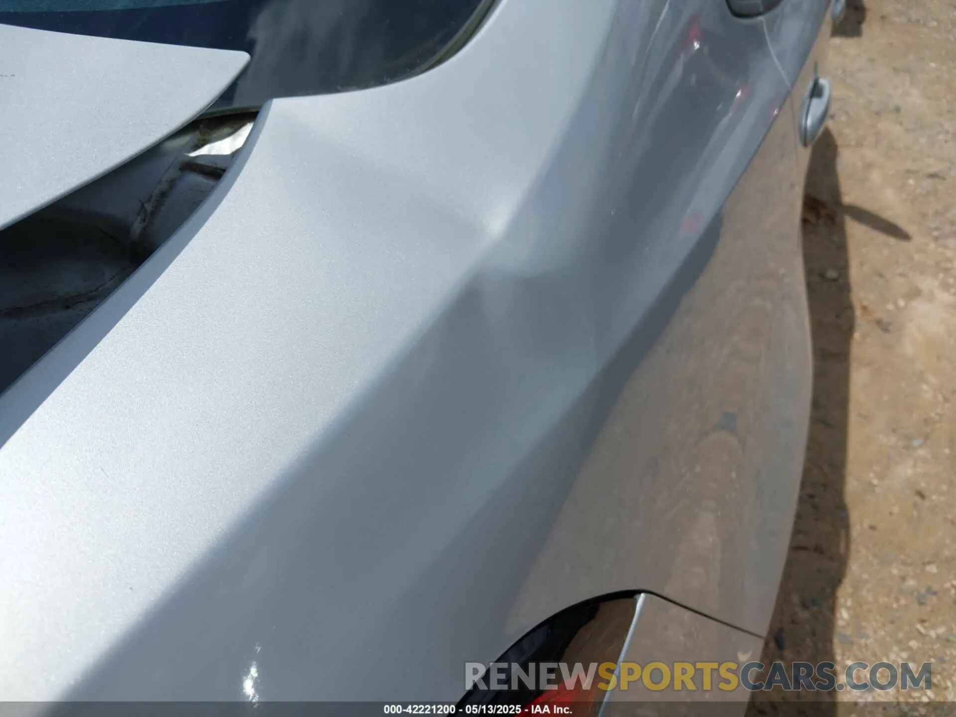 16 Photograph of a damaged car 5YFEPRAE0LP050018 TOYOTA COROLLA 2020