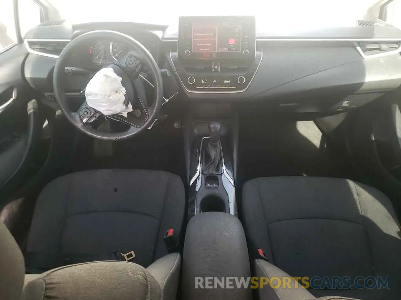 8 Фотография поврежденного автомобиля 5YFEPRAE0LP052173 TOYOTA COROLLA 2020