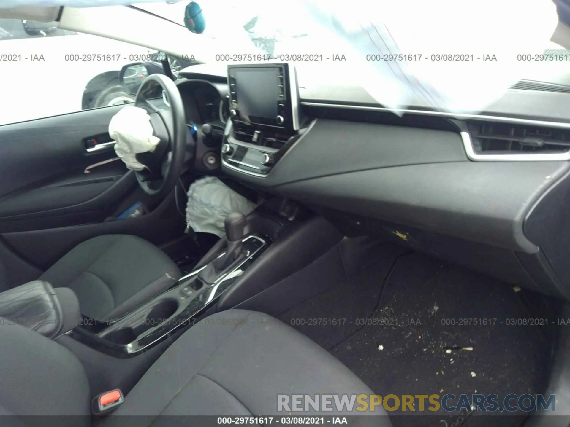 5 Photograph of a damaged car 5YFEPRAE0LP053369 TOYOTA COROLLA 2020