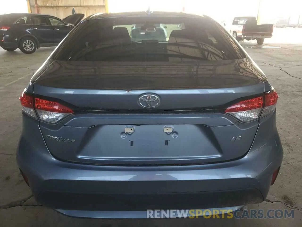 6 Photograph of a damaged car 5YFEPRAE0LP067739 TOYOTA COROLLA 2020