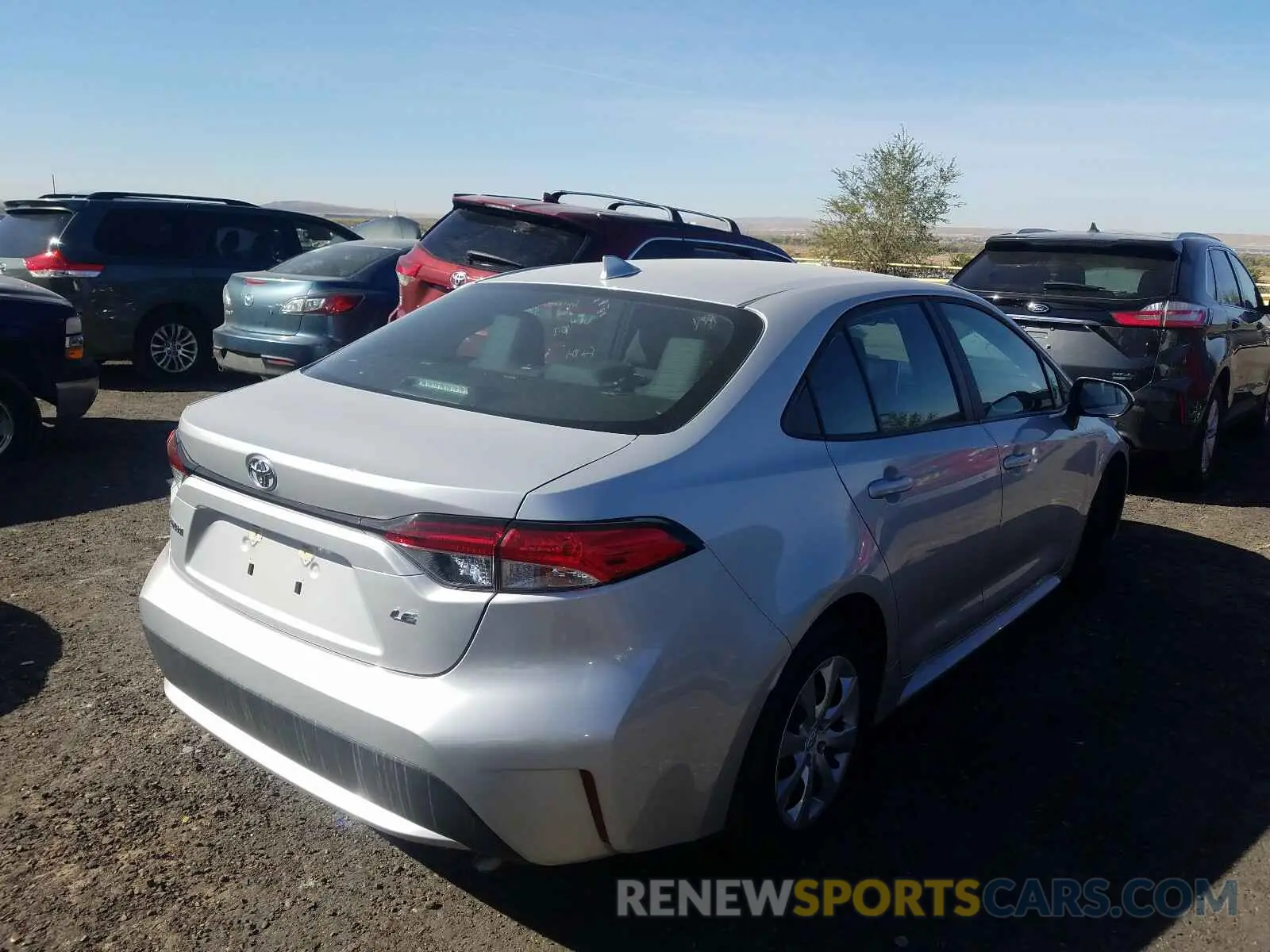 4 Photograph of a damaged car 5YFEPRAE0LP076148 TOYOTA COROLLA 2020