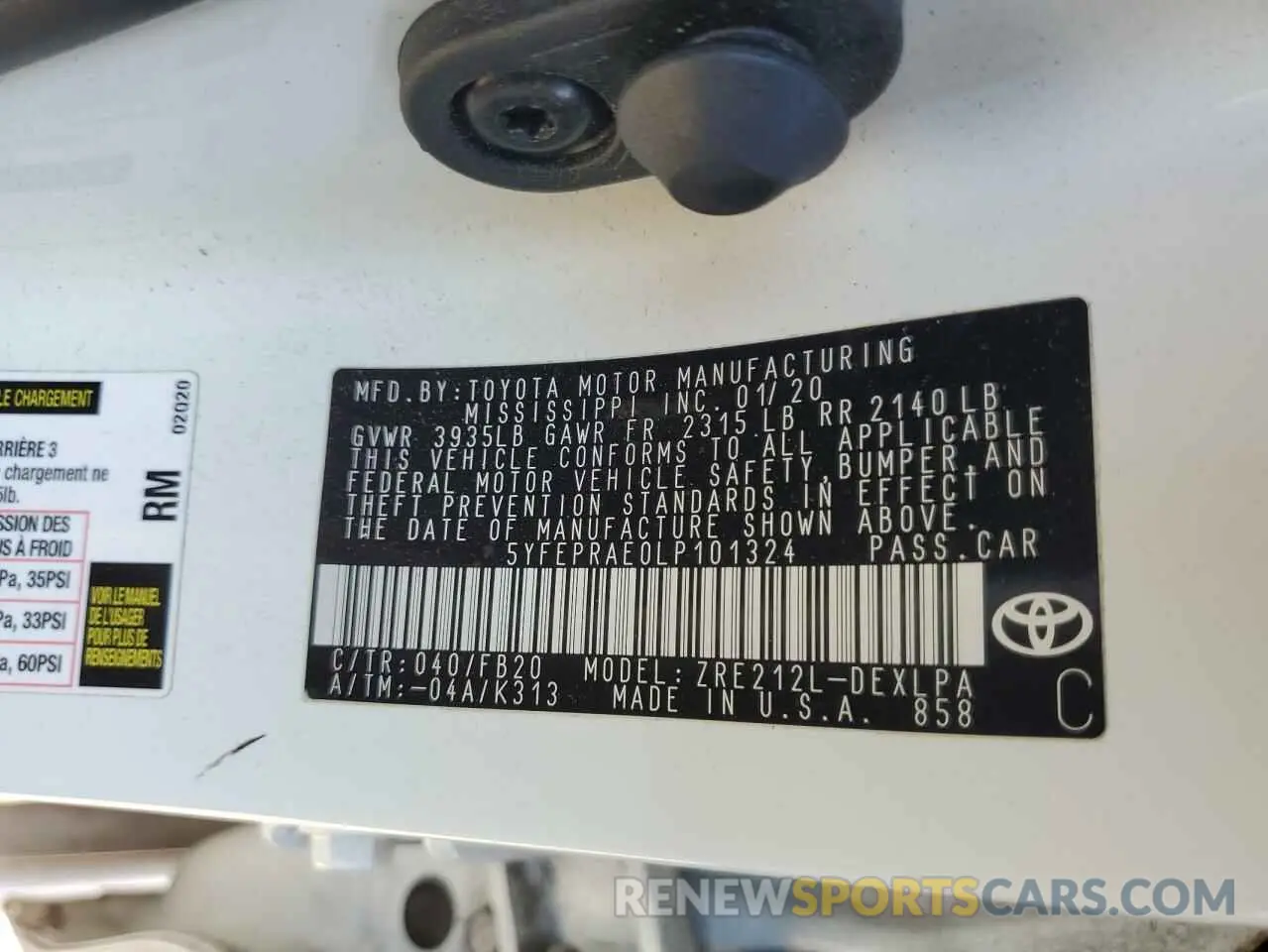 13 Photograph of a damaged car 5YFEPRAE0LP101324 TOYOTA COROLLA 2020