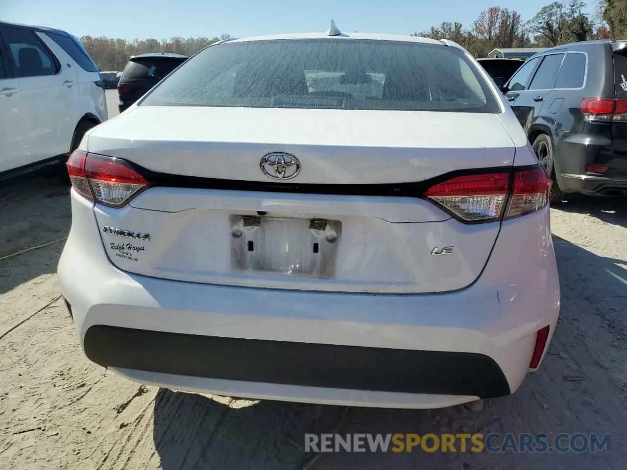 6 Photograph of a damaged car 5YFEPRAE0LP101324 TOYOTA COROLLA 2020