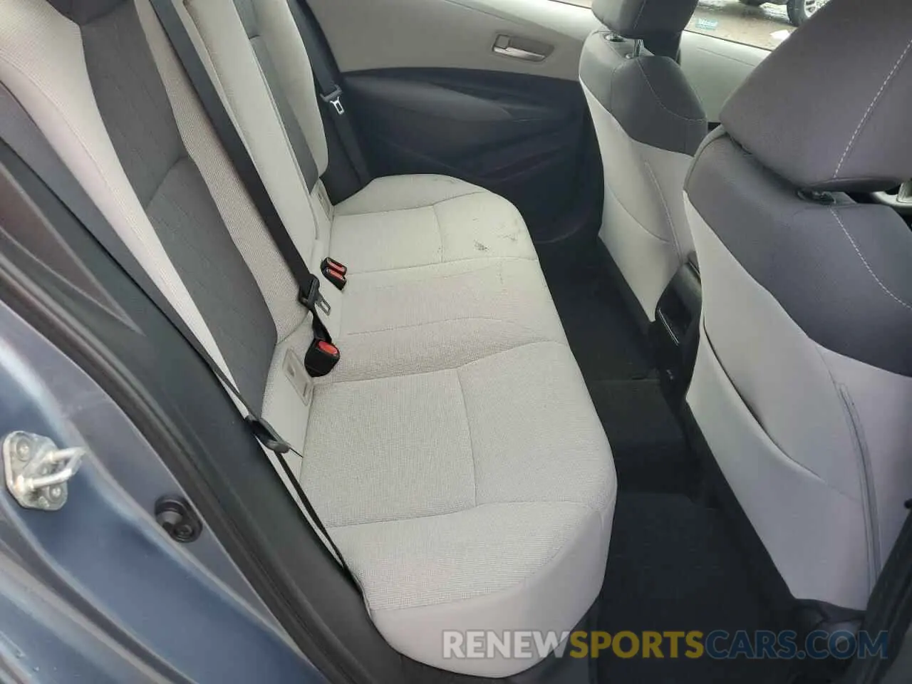 6 Photograph of a damaged car 5YFEPRAE0LP101596 TOYOTA COROLLA 2020