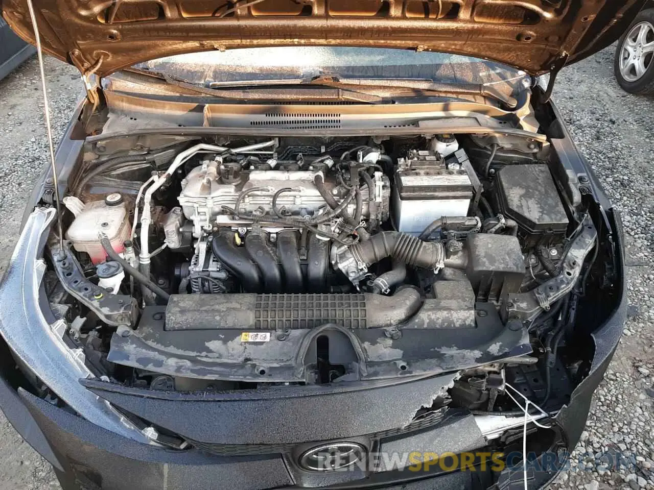 11 Photograph of a damaged car 5YFEPRAE0LP102330 TOYOTA COROLLA 2020