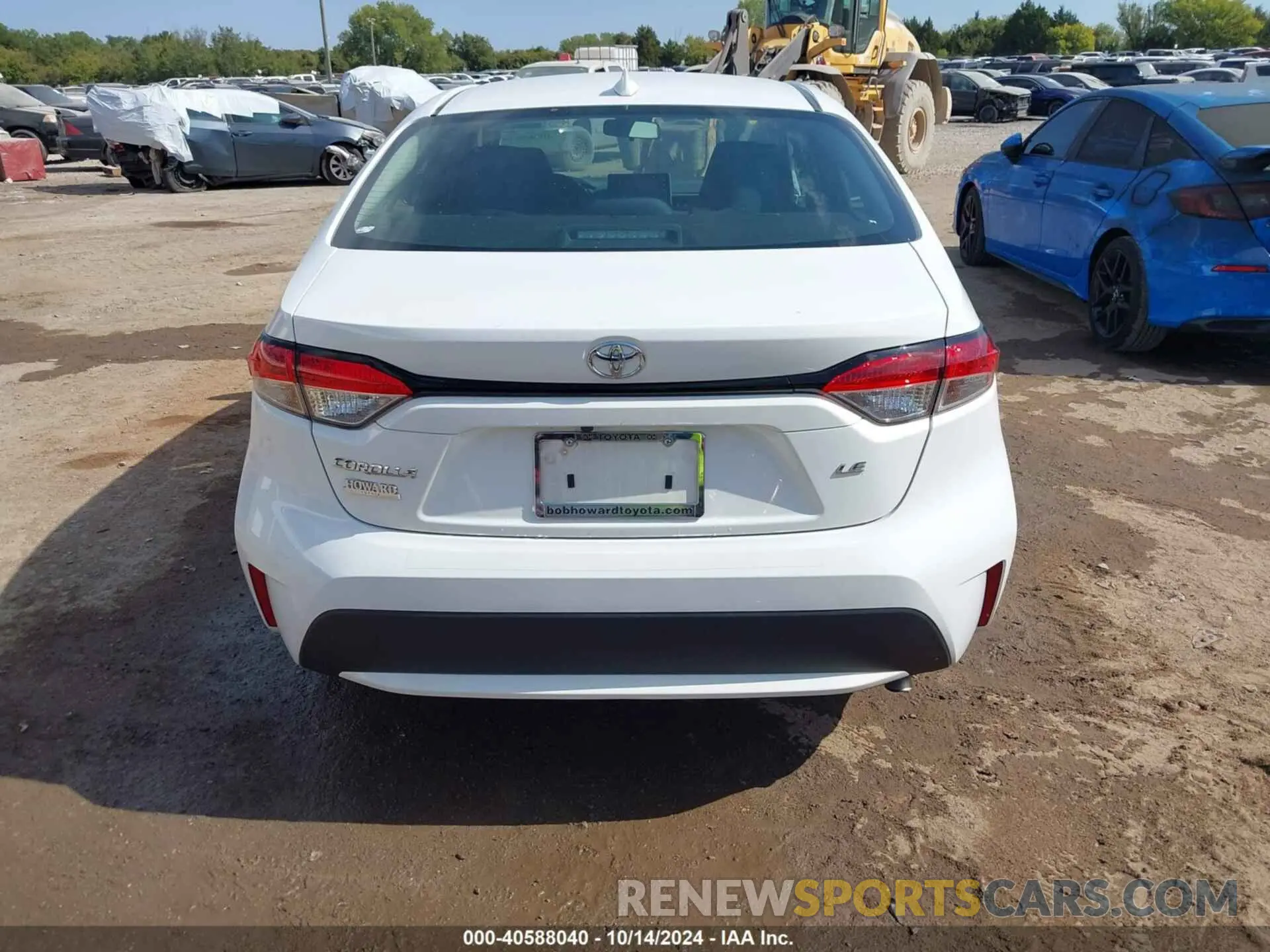 17 Photograph of a damaged car 5YFEPRAE0LP103932 TOYOTA COROLLA 2020