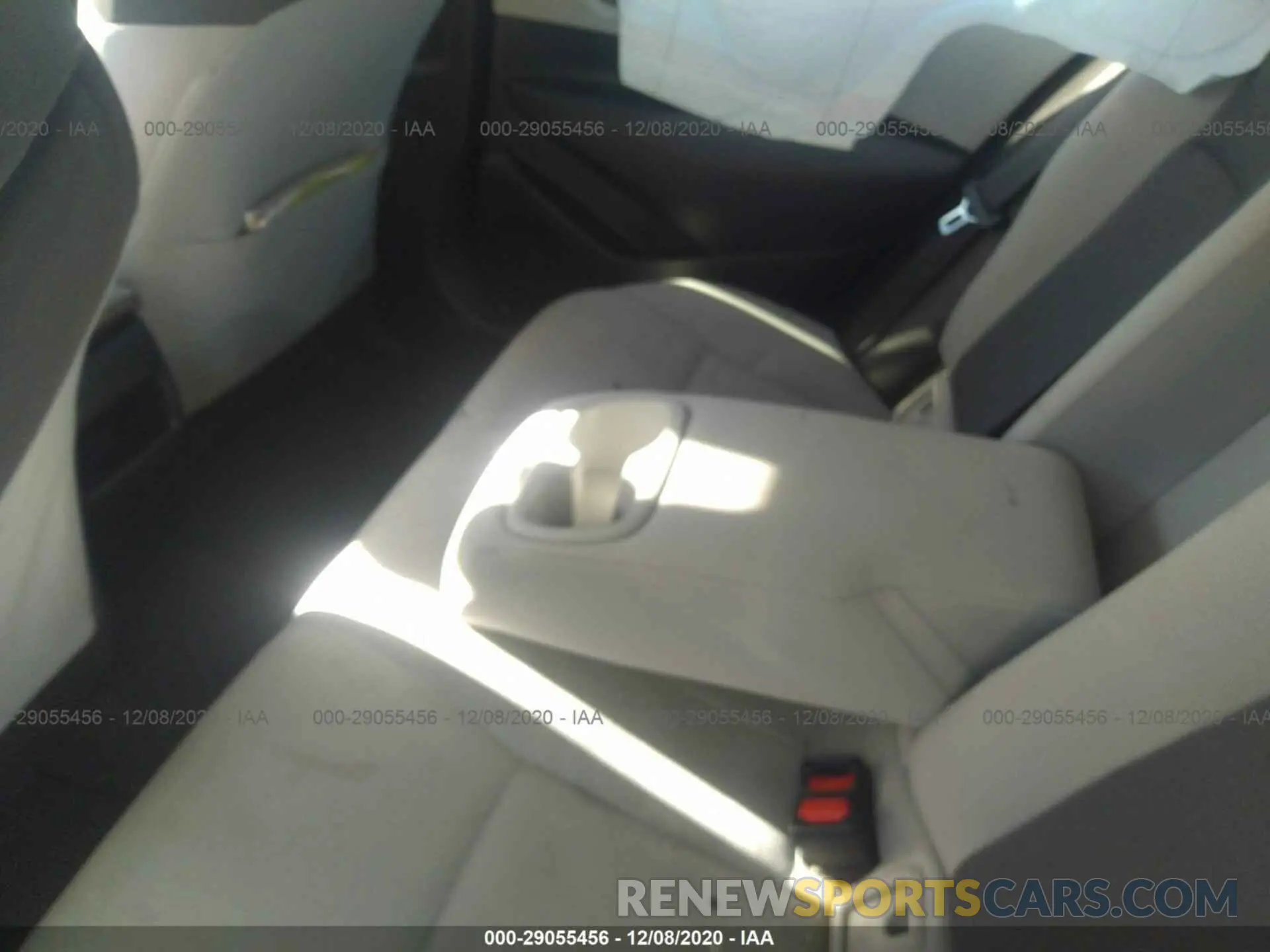 8 Photograph of a damaged car 5YFEPRAE0LP103980 TOYOTA COROLLA 2020