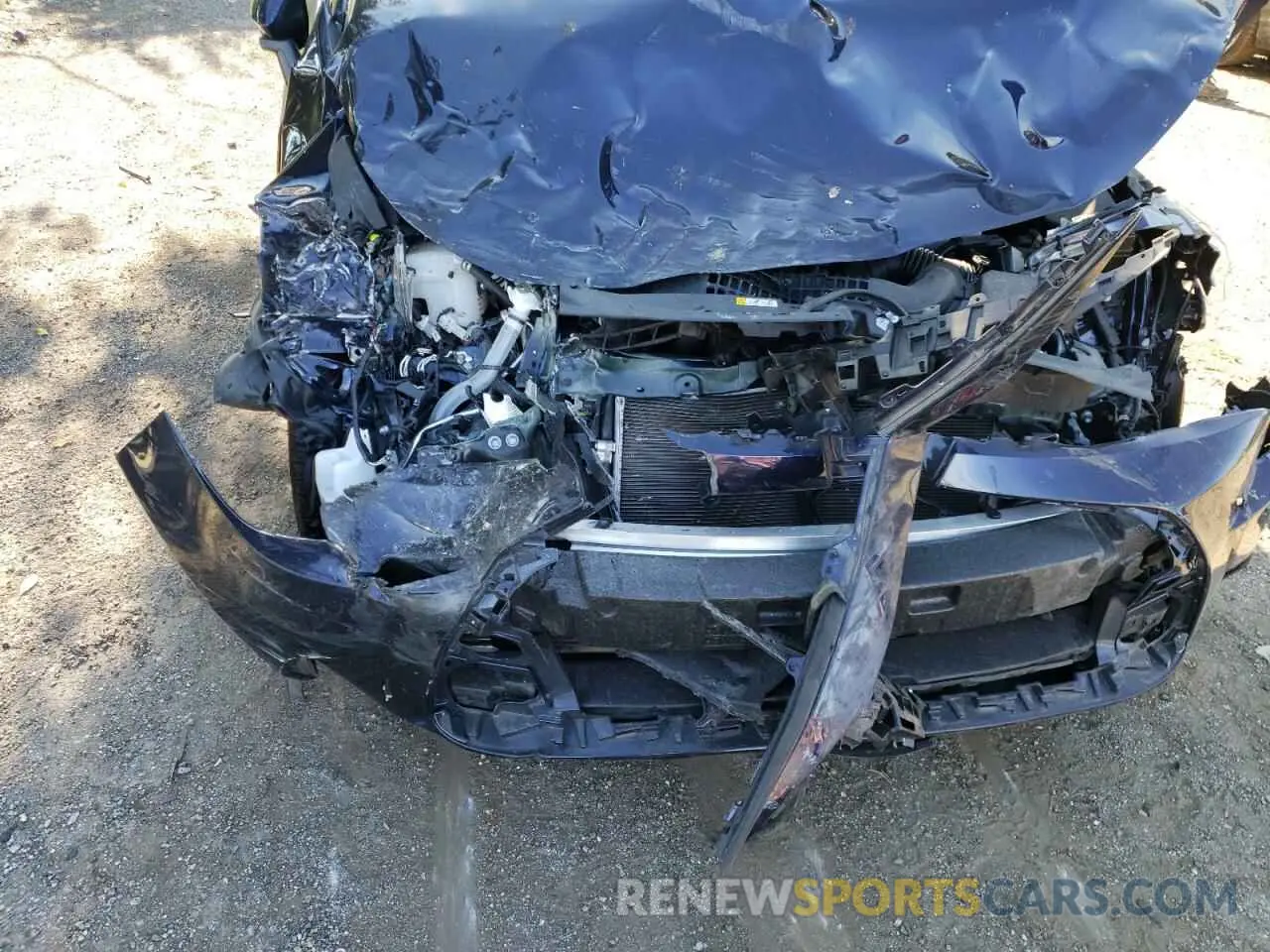 9 Photograph of a damaged car 5YFEPRAE0LP125106 TOYOTA COROLLA 2020