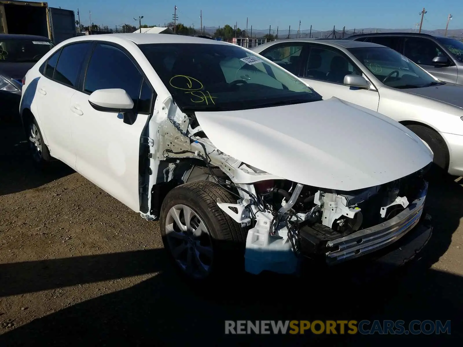 1 Photograph of a damaged car 5YFEPRAE0LP140656 TOYOTA COROLLA 2020
