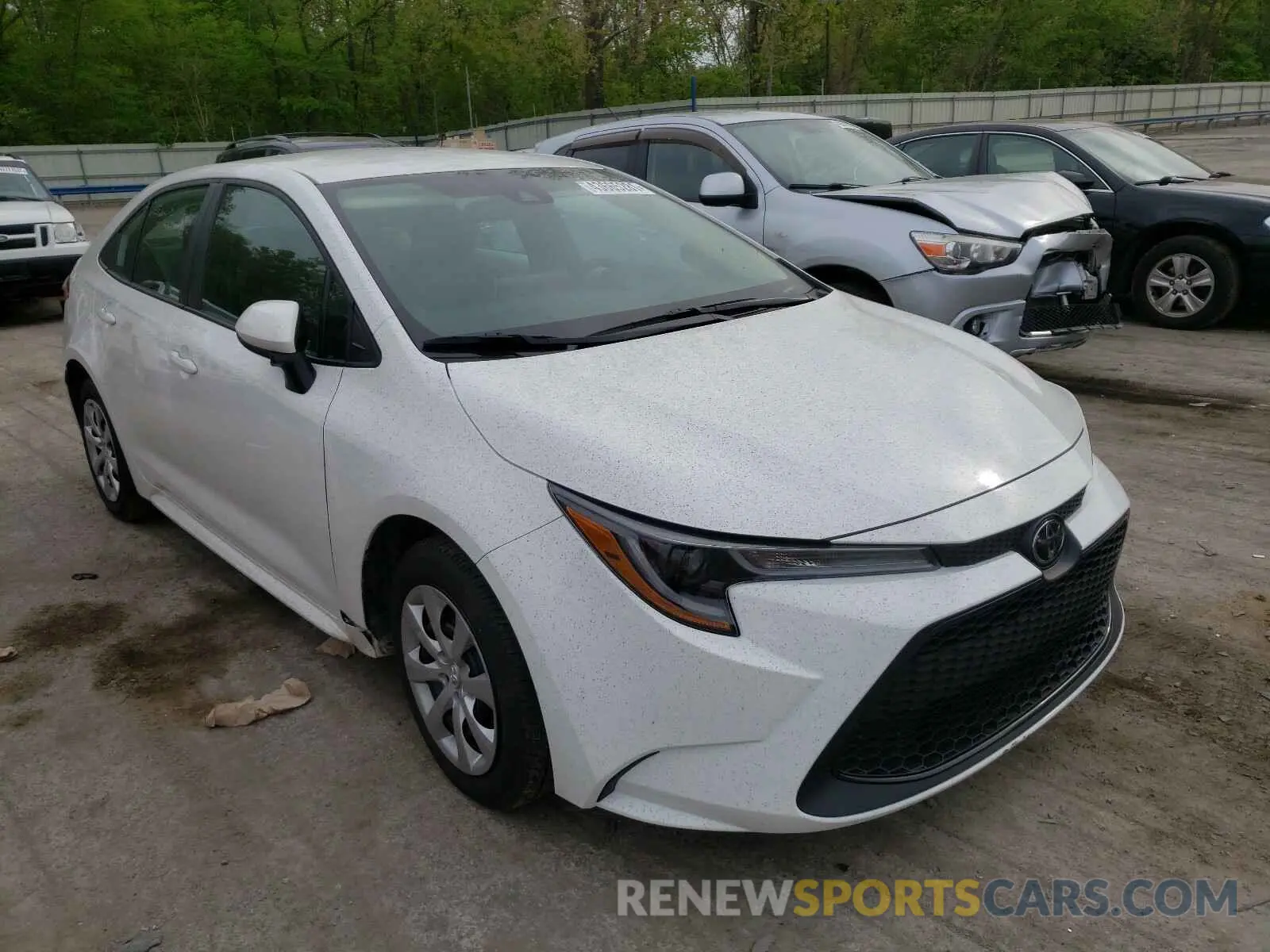 1 Photograph of a damaged car 5YFEPRAE0LP143511 TOYOTA COROLLA 2020