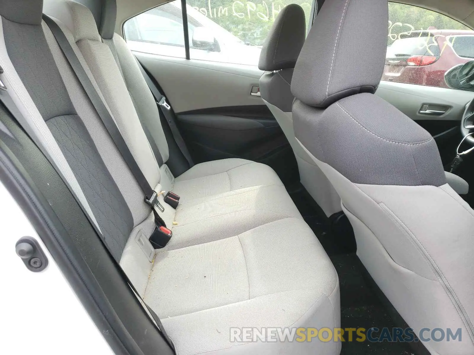 6 Photograph of a damaged car 5YFEPRAE0LP143511 TOYOTA COROLLA 2020