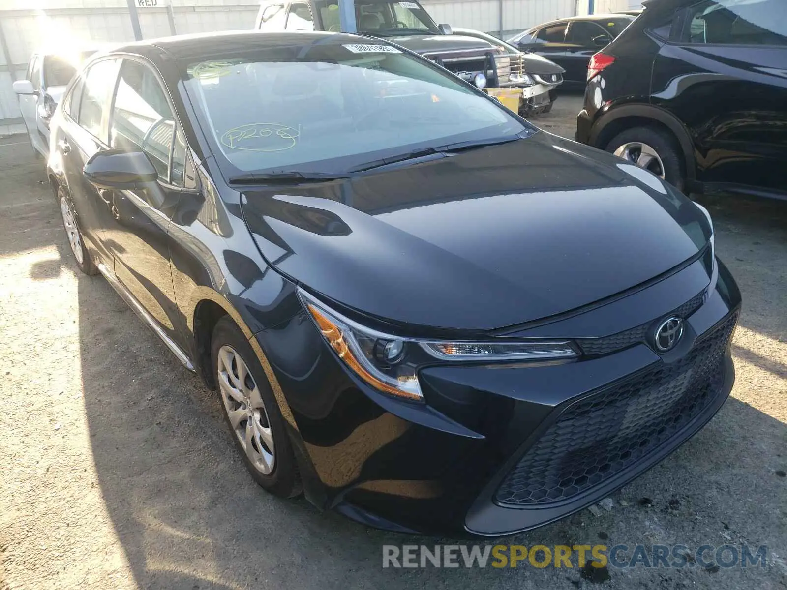 1 Photograph of a damaged car 5YFEPRAE1LP005900 TOYOTA COROLLA 2020
