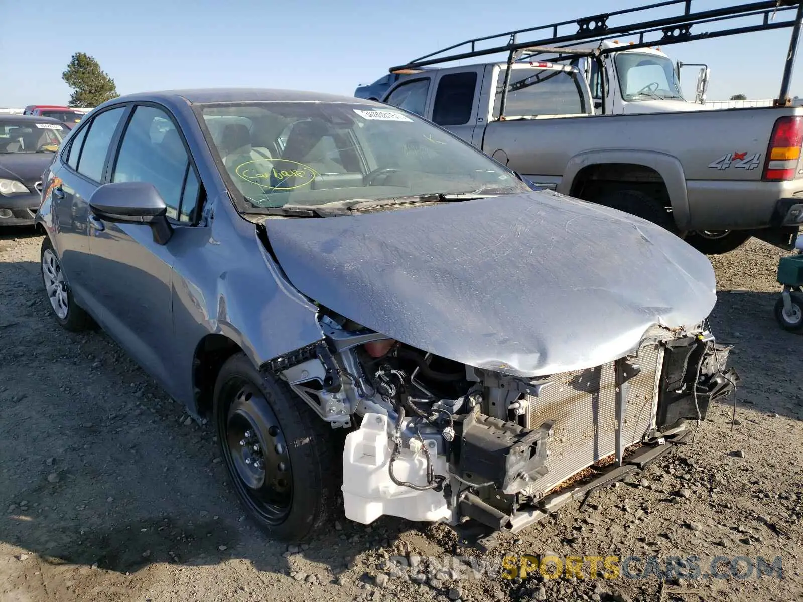 1 Photograph of a damaged car 5YFEPRAE1LP021322 TOYOTA COROLLA 2020