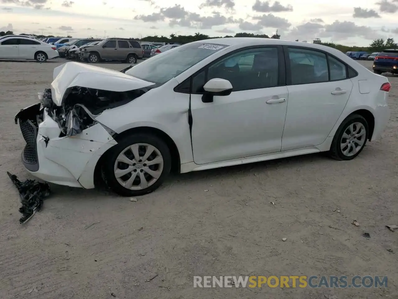 1 Photograph of a damaged car 5YFEPRAE1LP023703 TOYOTA COROLLA 2020