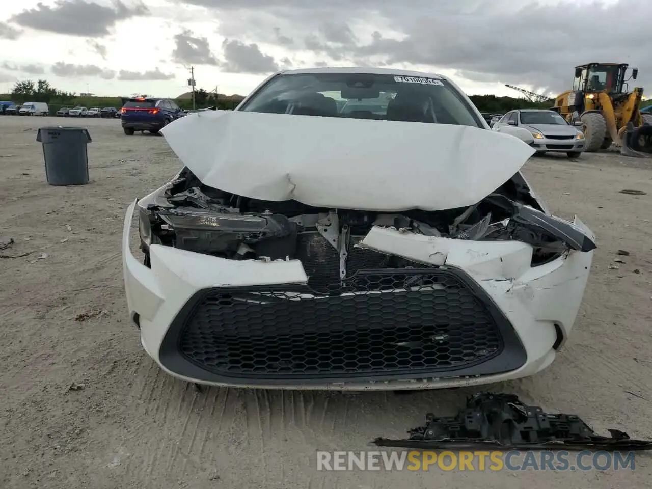 5 Photograph of a damaged car 5YFEPRAE1LP023703 TOYOTA COROLLA 2020
