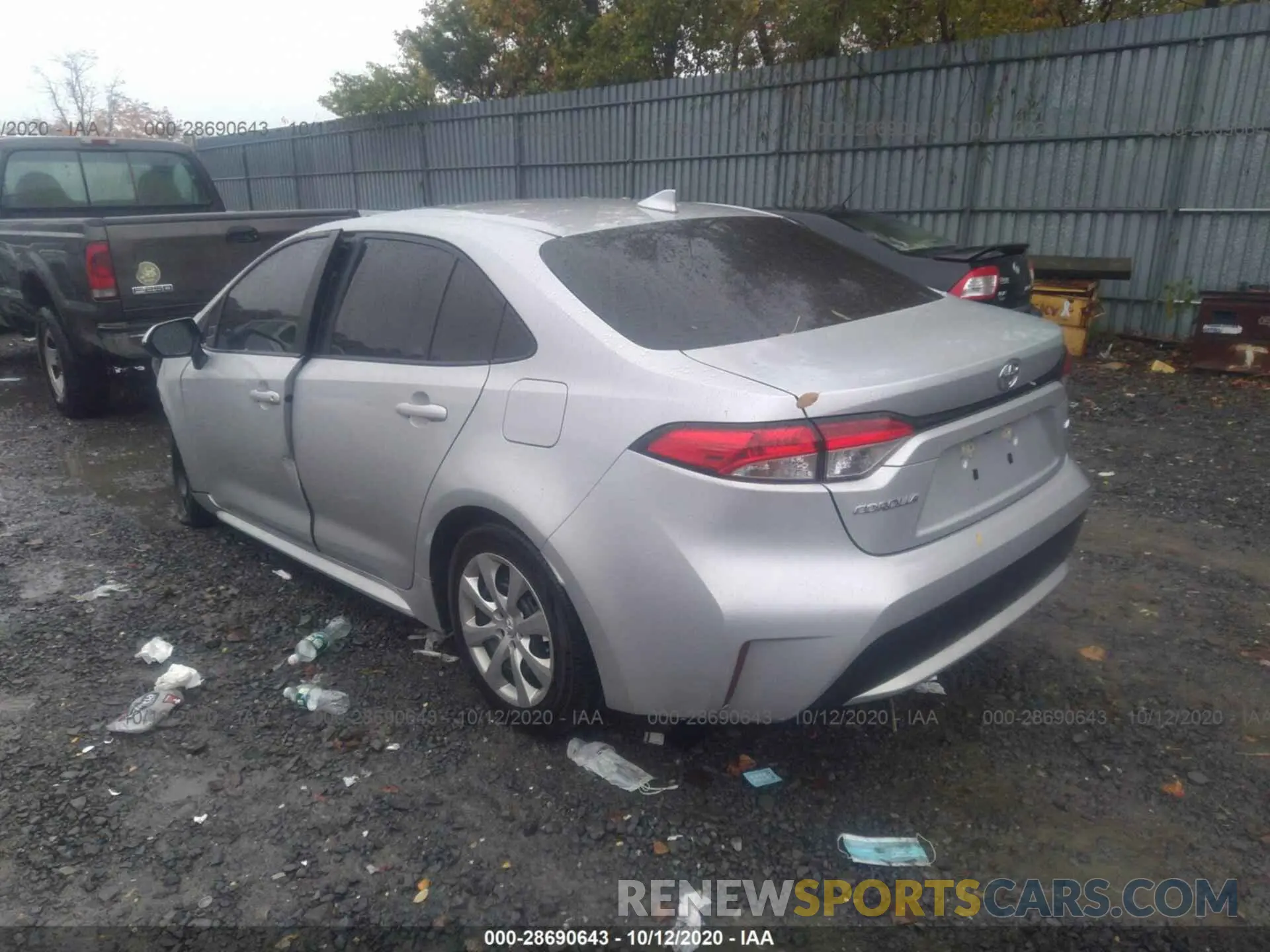 3 Photograph of a damaged car 5YFEPRAE1LP046995 TOYOTA COROLLA 2020