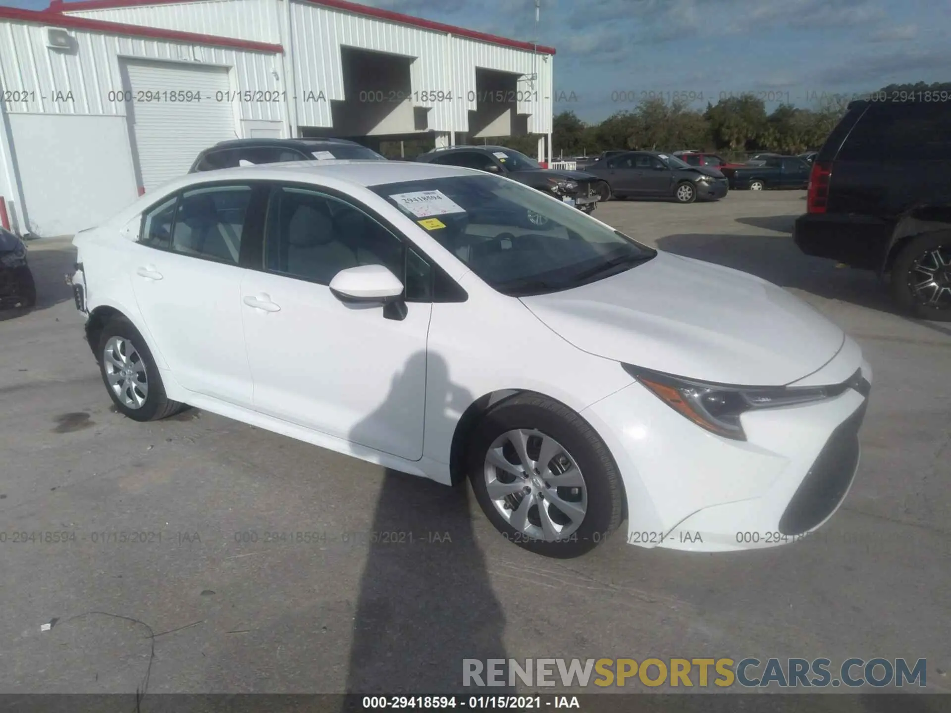 1 Photograph of a damaged car 5YFEPRAE1LP049203 TOYOTA COROLLA 2020