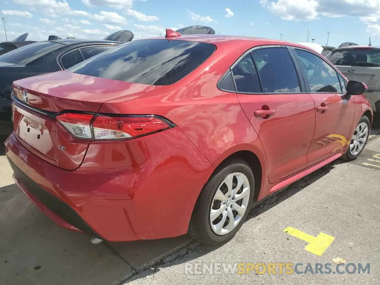 4 Photograph of a damaged car 5YFEPRAE1LP053865 TOYOTA COROLLA 2020