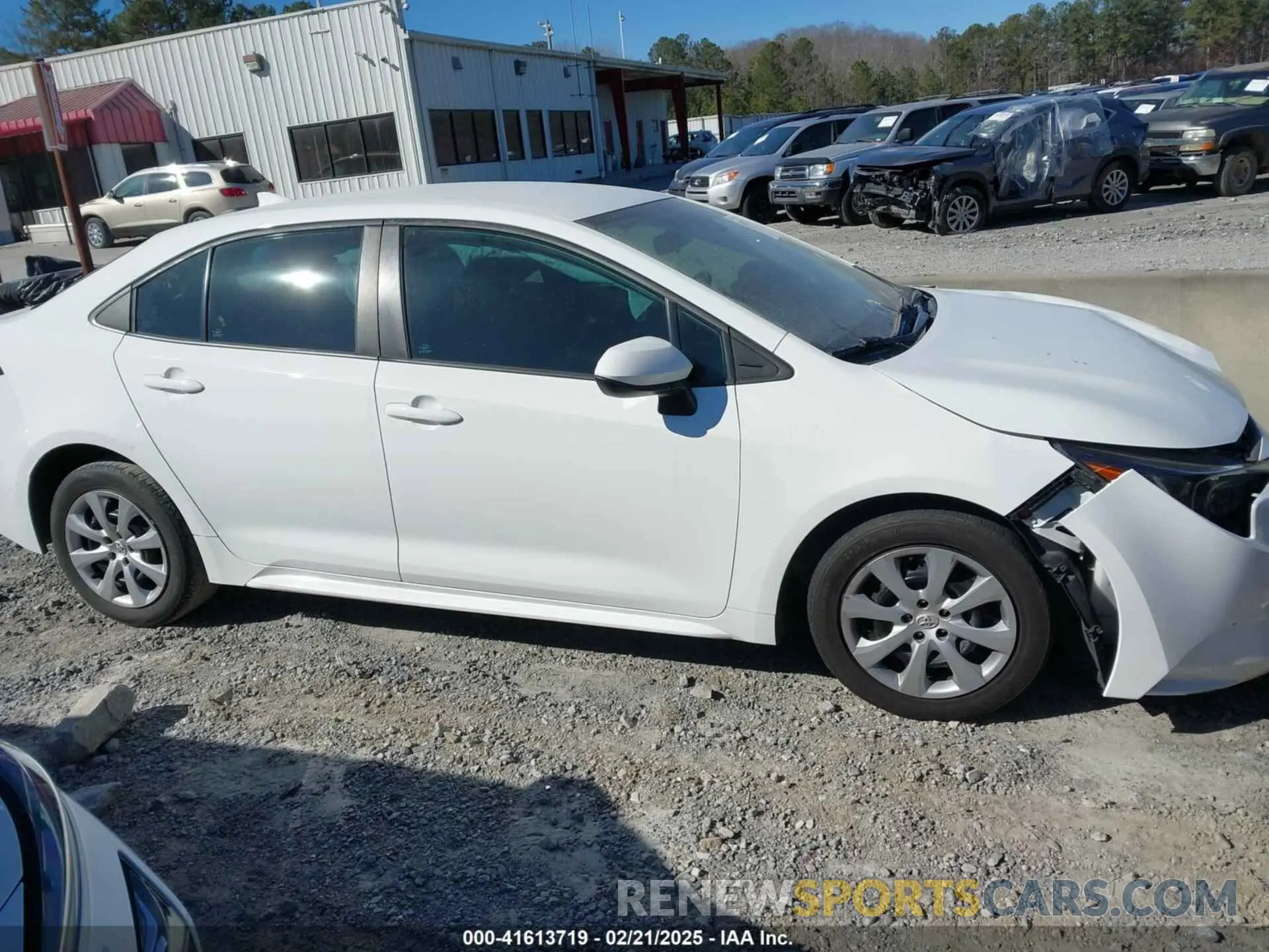 13 Photograph of a damaged car 5YFEPRAE1LP074621 TOYOTA COROLLA 2020