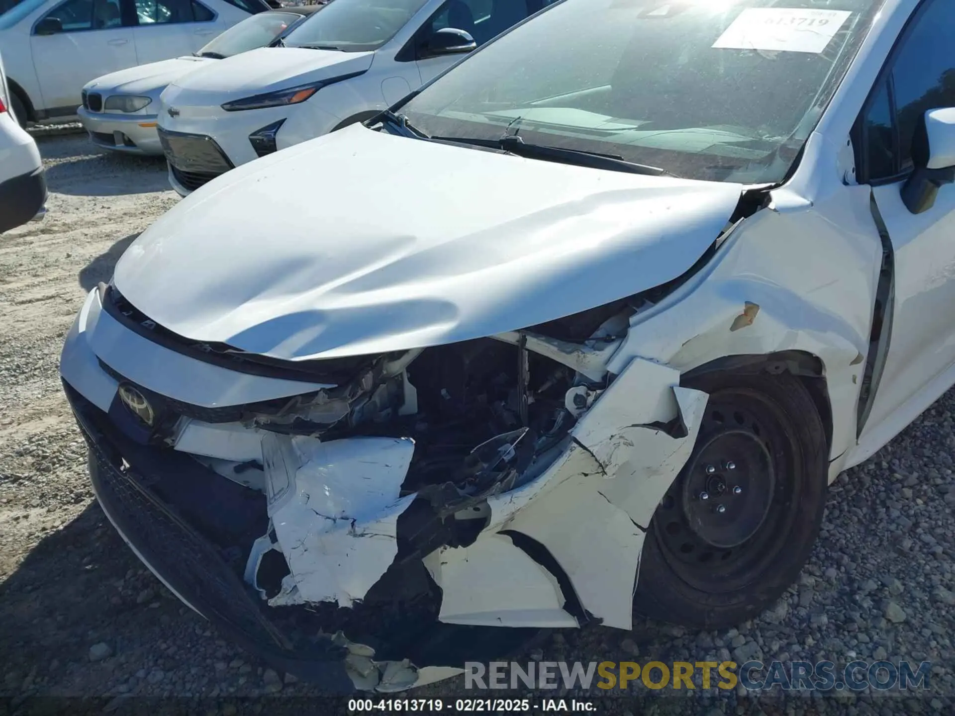 6 Photograph of a damaged car 5YFEPRAE1LP074621 TOYOTA COROLLA 2020