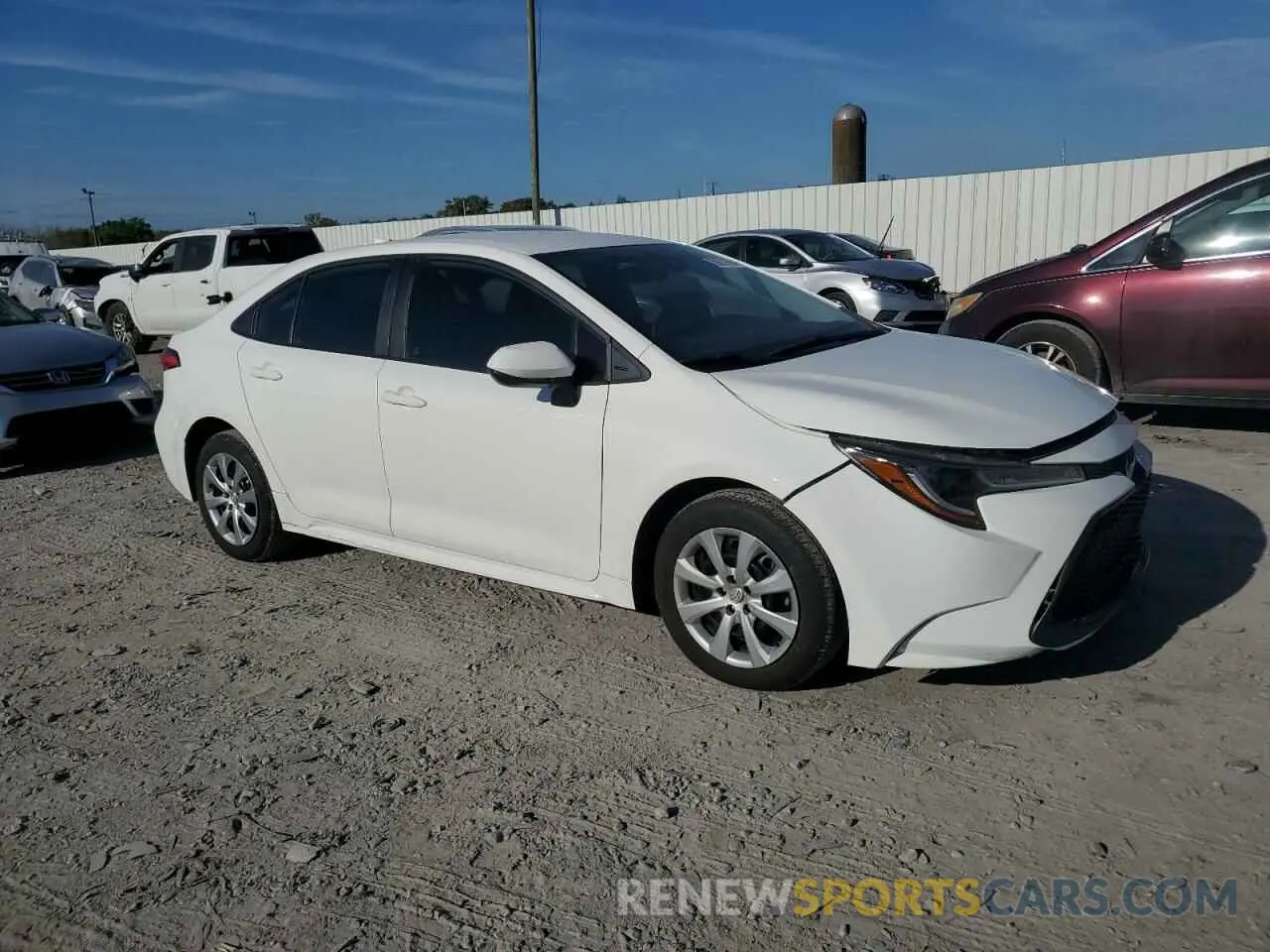 4 Photograph of a damaged car 5YFEPRAE1LP096098 TOYOTA COROLLA 2020
